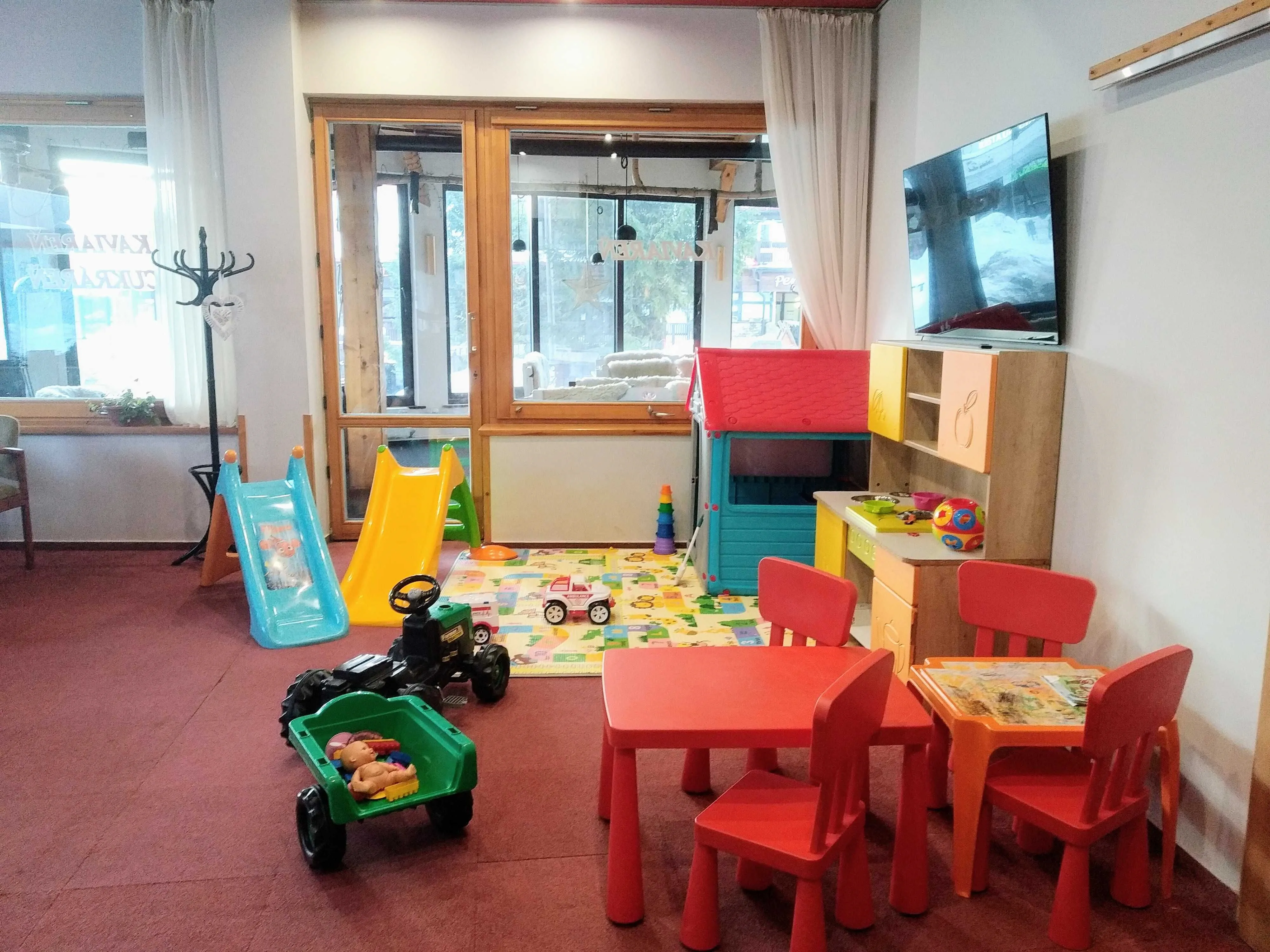 Hotel TOLIAR Štrbské Pleso – Štrbské Pleso, Slovacia