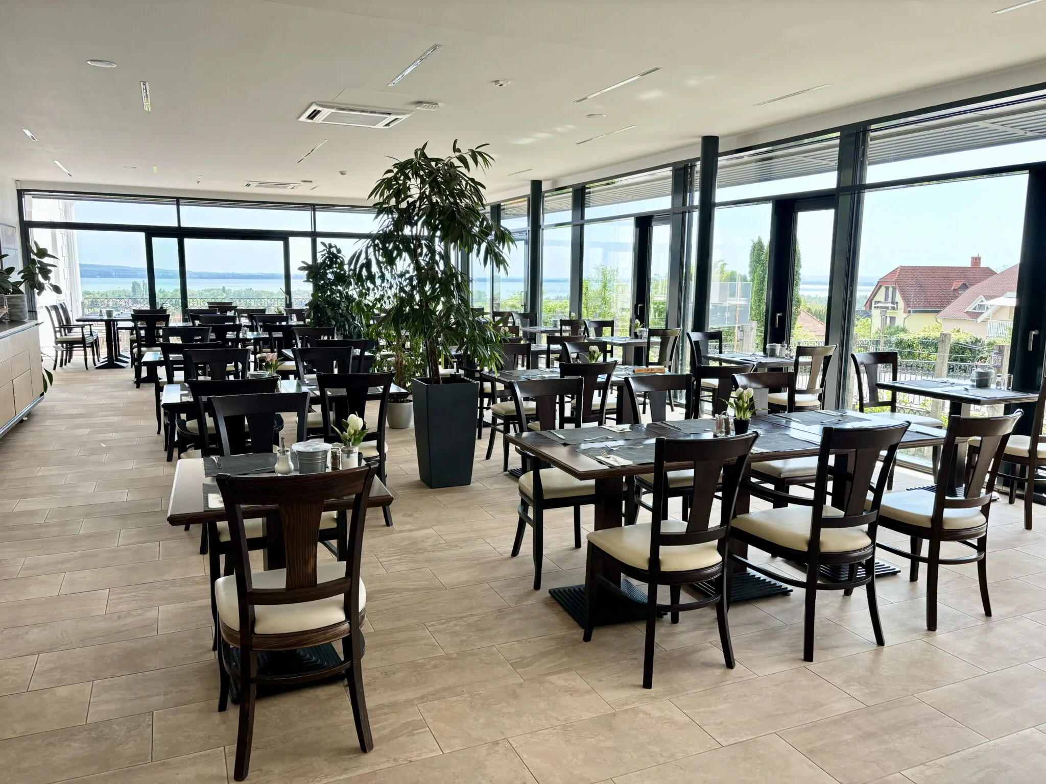 Zenit Hotel Balaton Vonyarcvashegy – Vonyarcvashegy, Ungaria