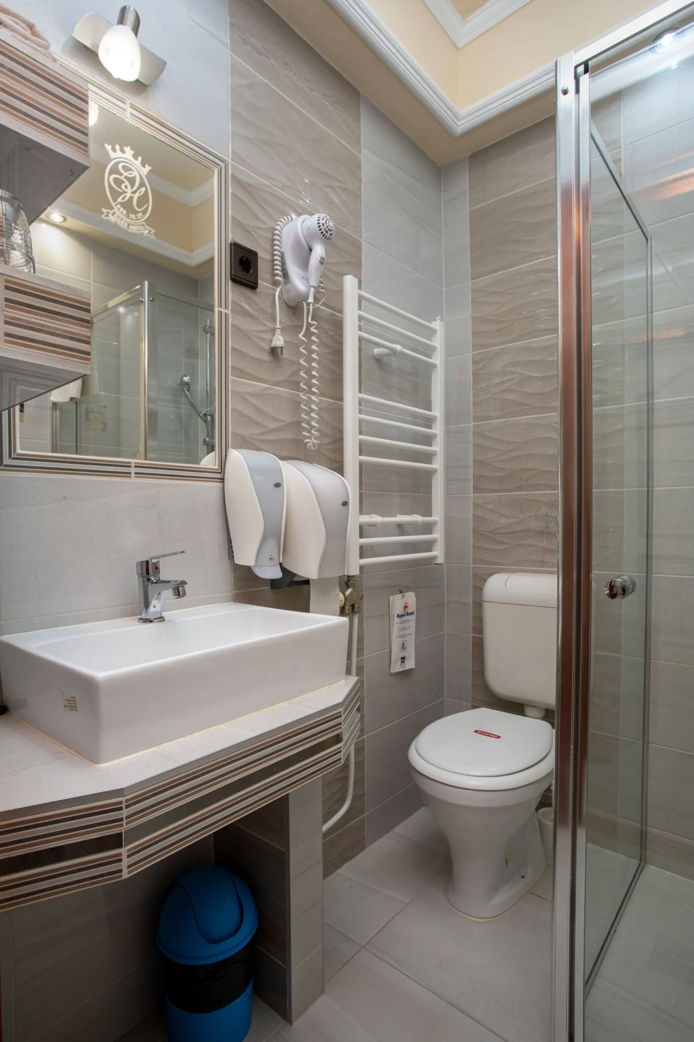 Illés Hotel és Stüszi Vadász Étterem Szeged – Szeghed, Ungaria