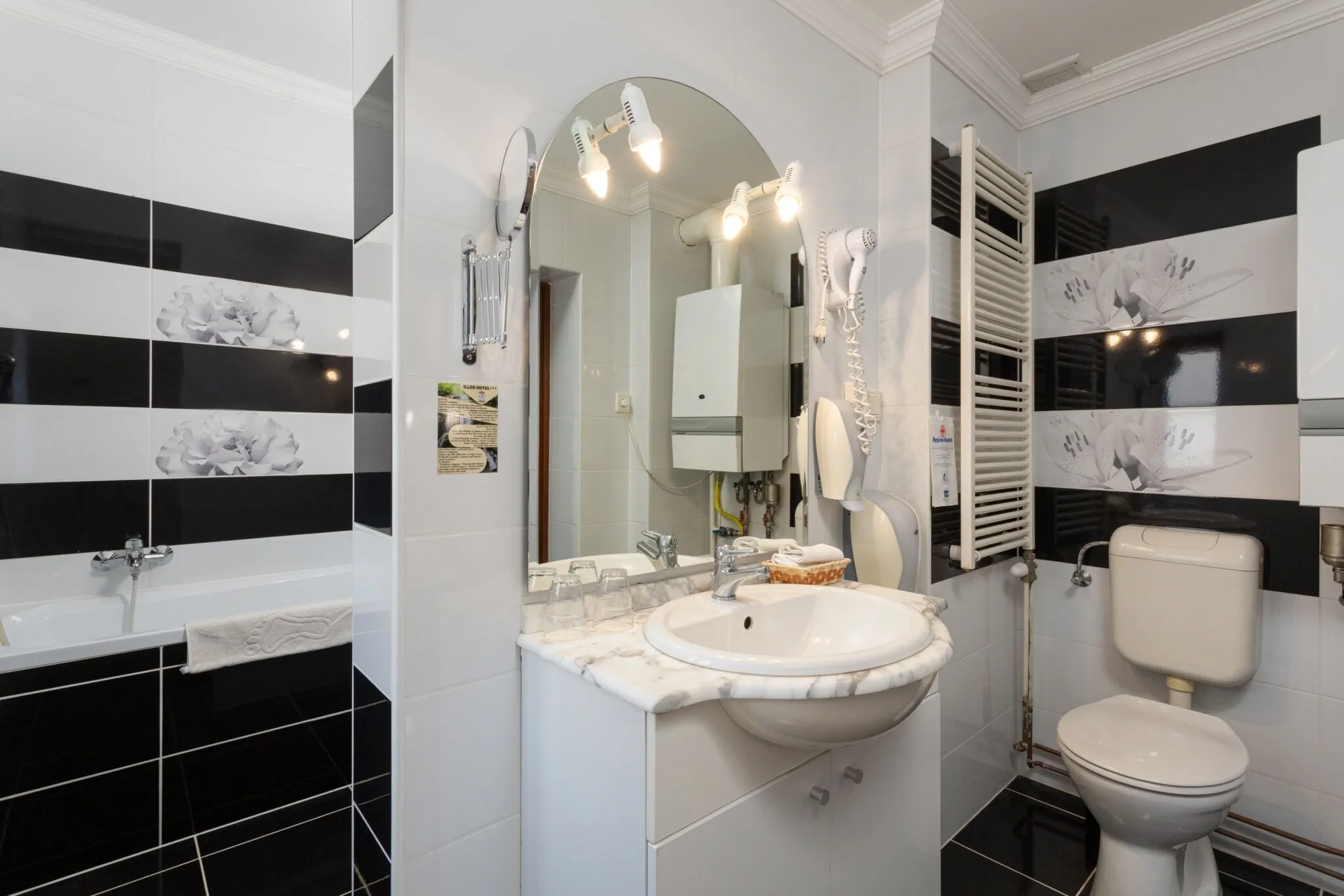 Illés Hotel és Stüszi Vadász Étterem Szeged – Szeghed, Ungaria