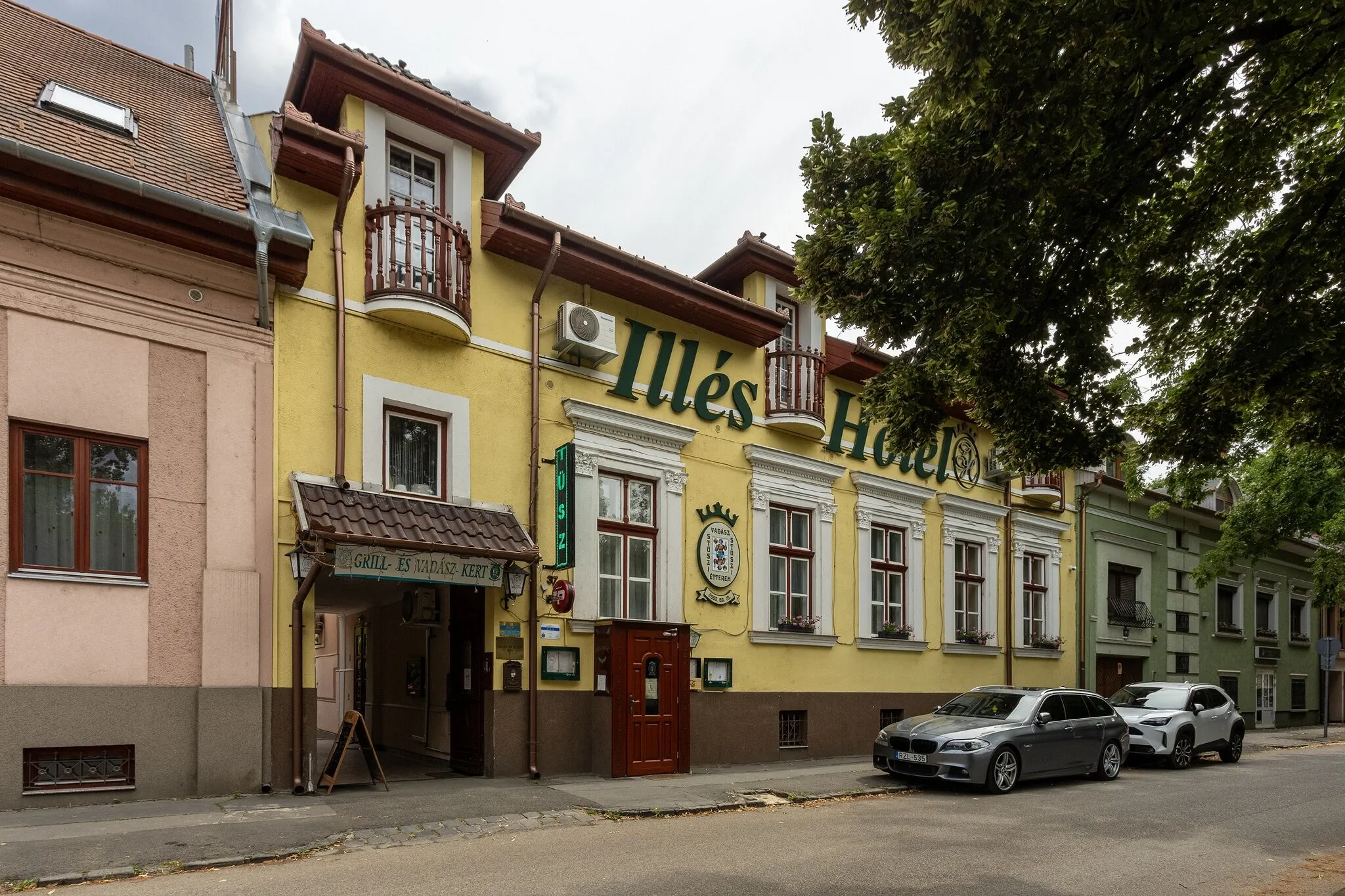Illés Hotel és Stüszi Vadász Étterem Szeged – Szeghed, Ungaria