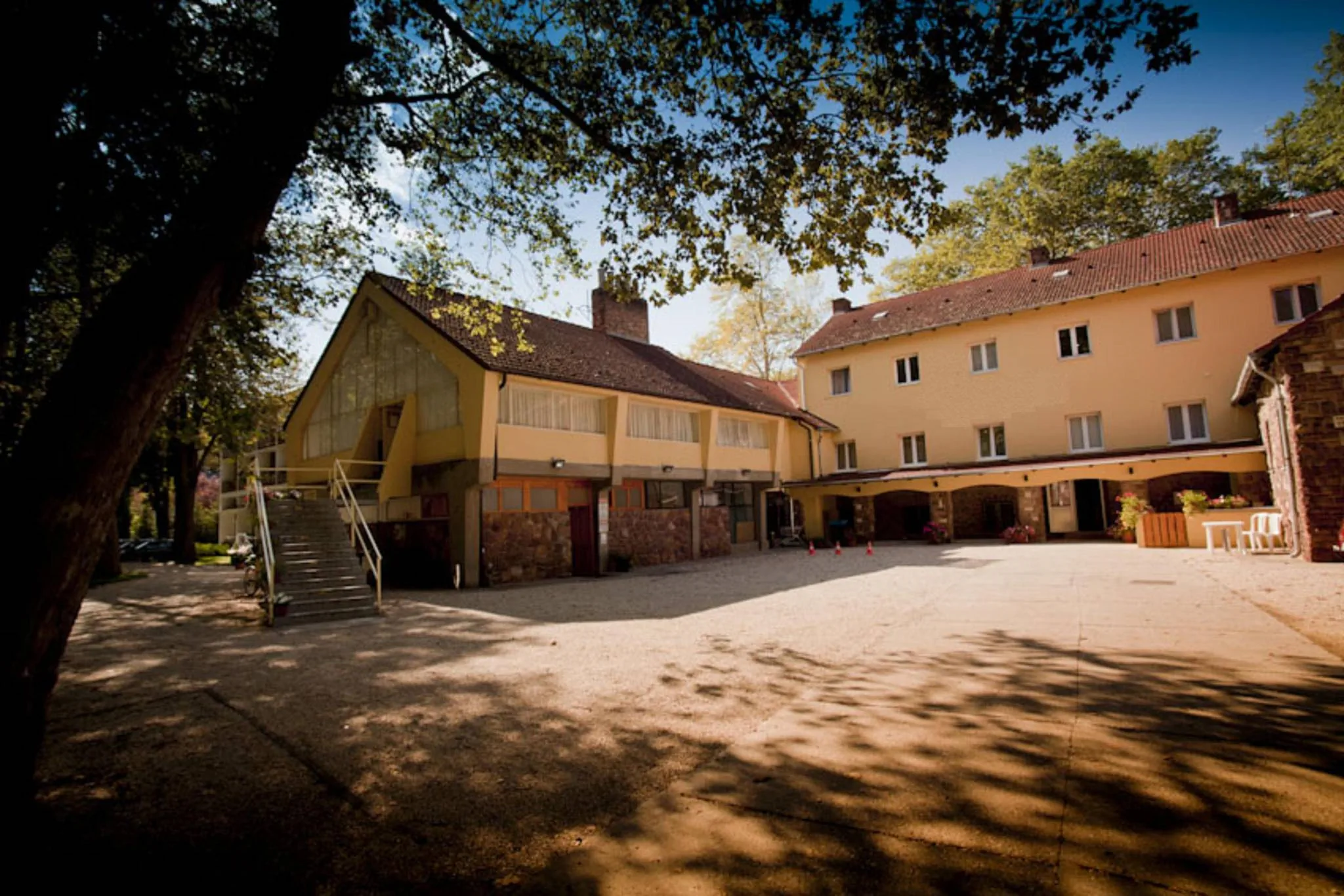 BF Hotel Balatonföldvár – Balatonföldvár, Ungaria