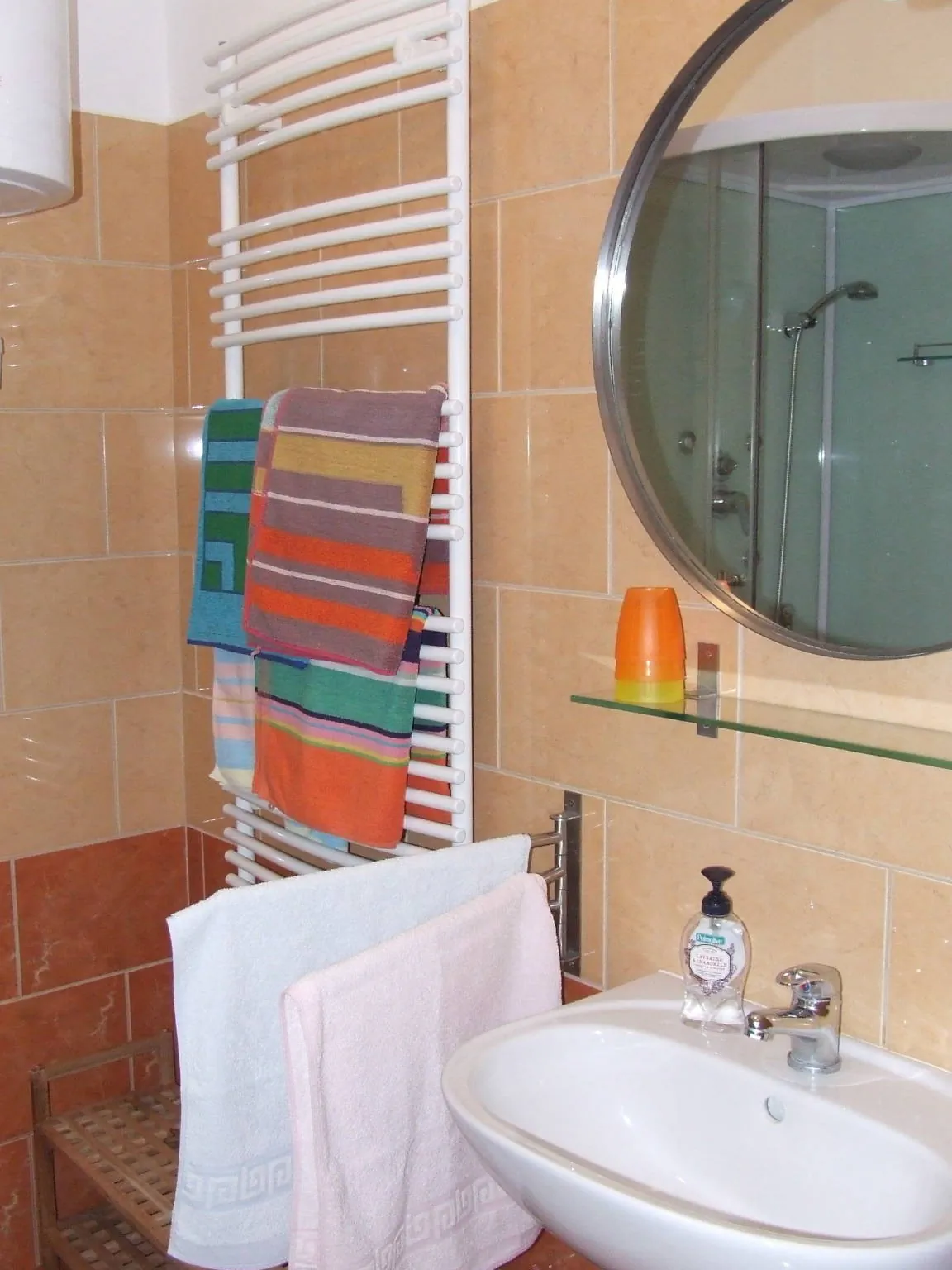 Kápolnás Vendégház Báta - foto 9