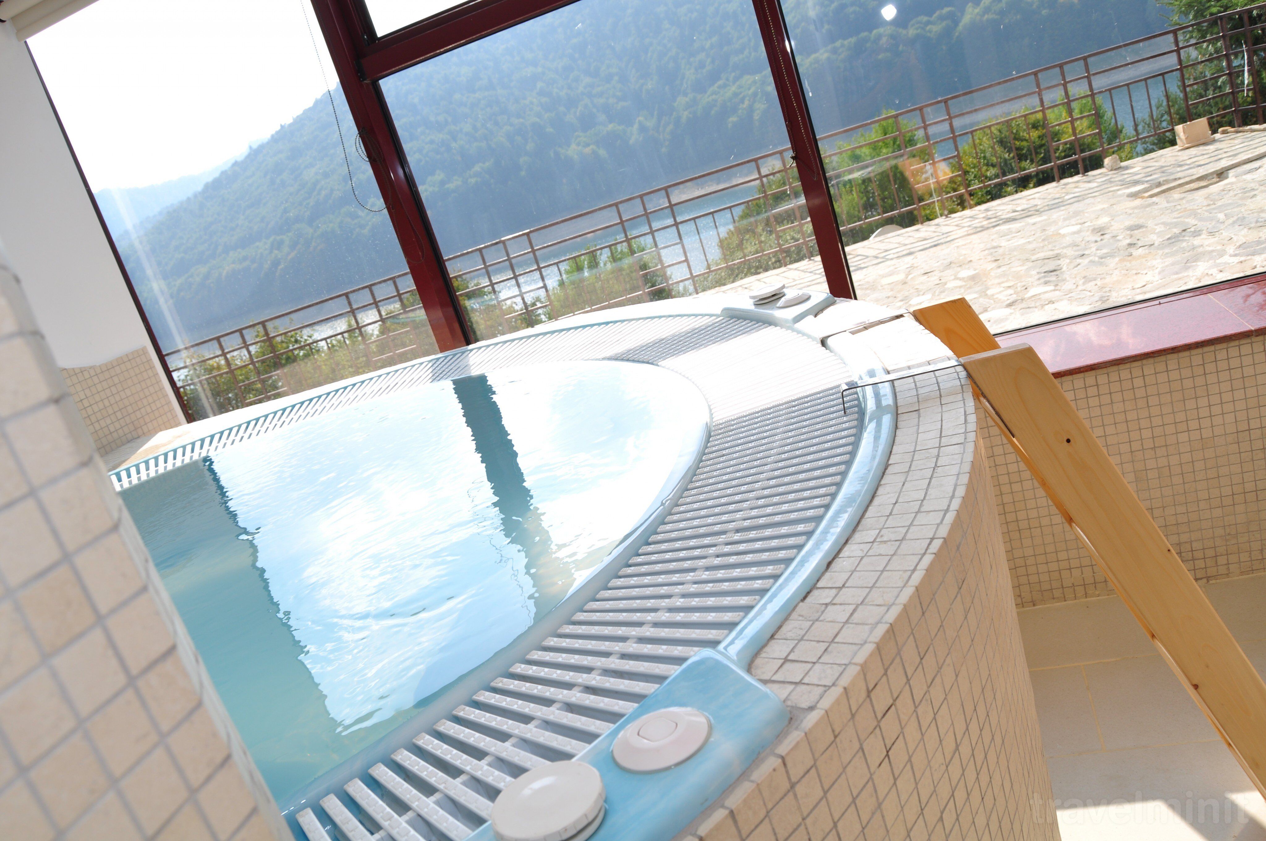 Hotel Valea cu Pești Arefu – Arefu, România