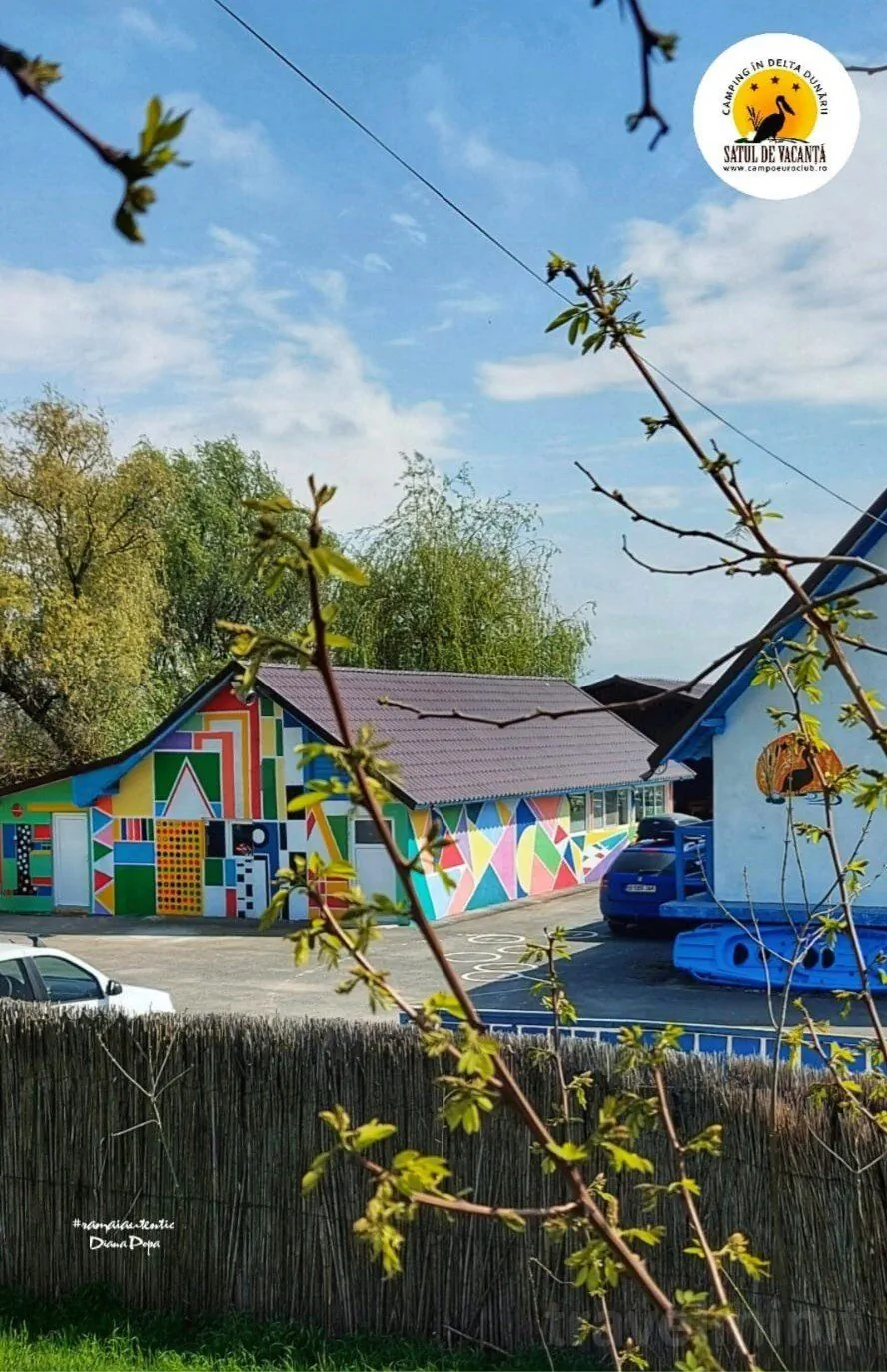 Popas turistic Nufărul Partizani – Partizani, România