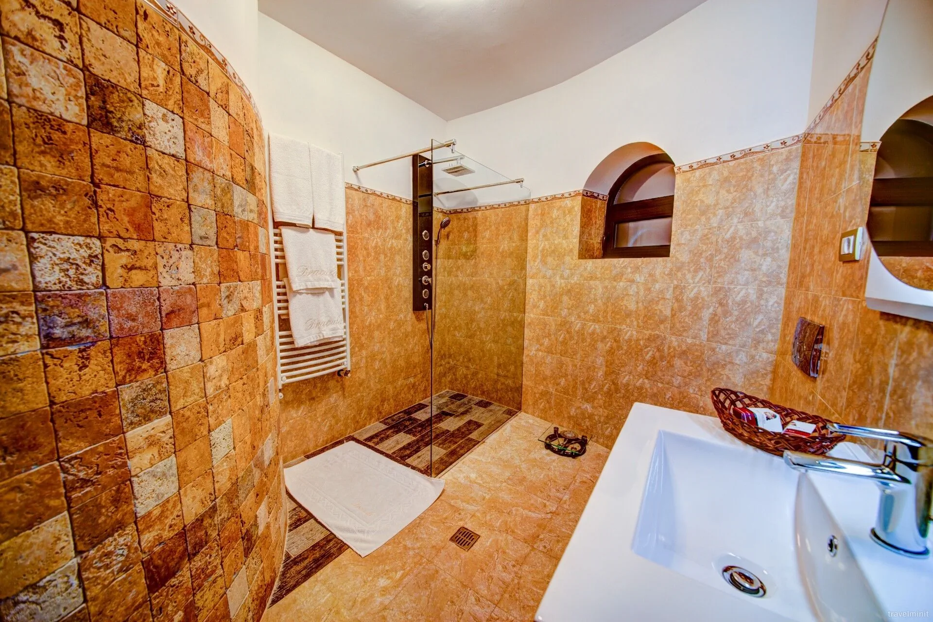 Hotel Acasă la Dracula Poiana Brașov – Poiana Brasov, România