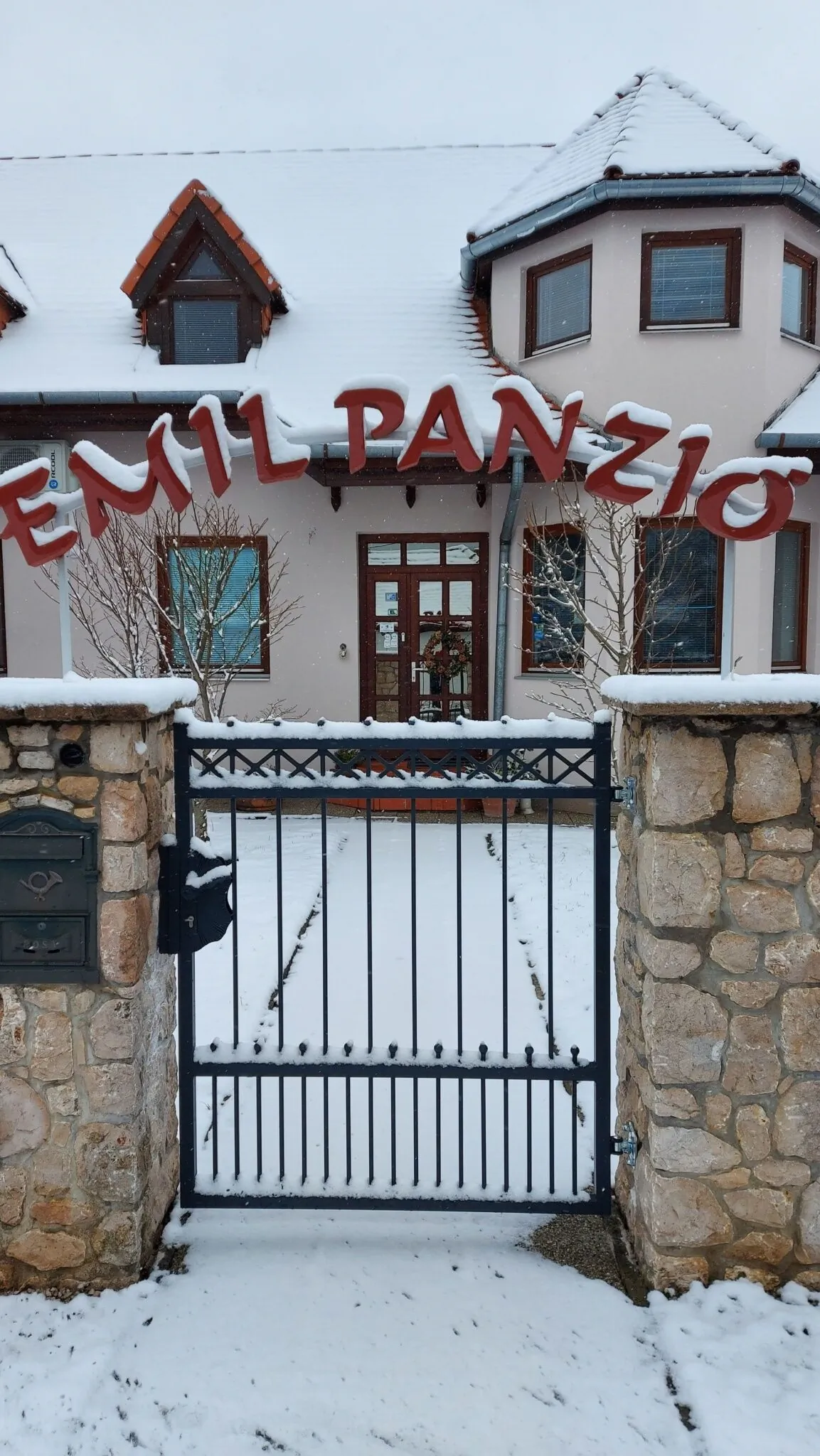 Emil Porta Balatongyörök - foto 10