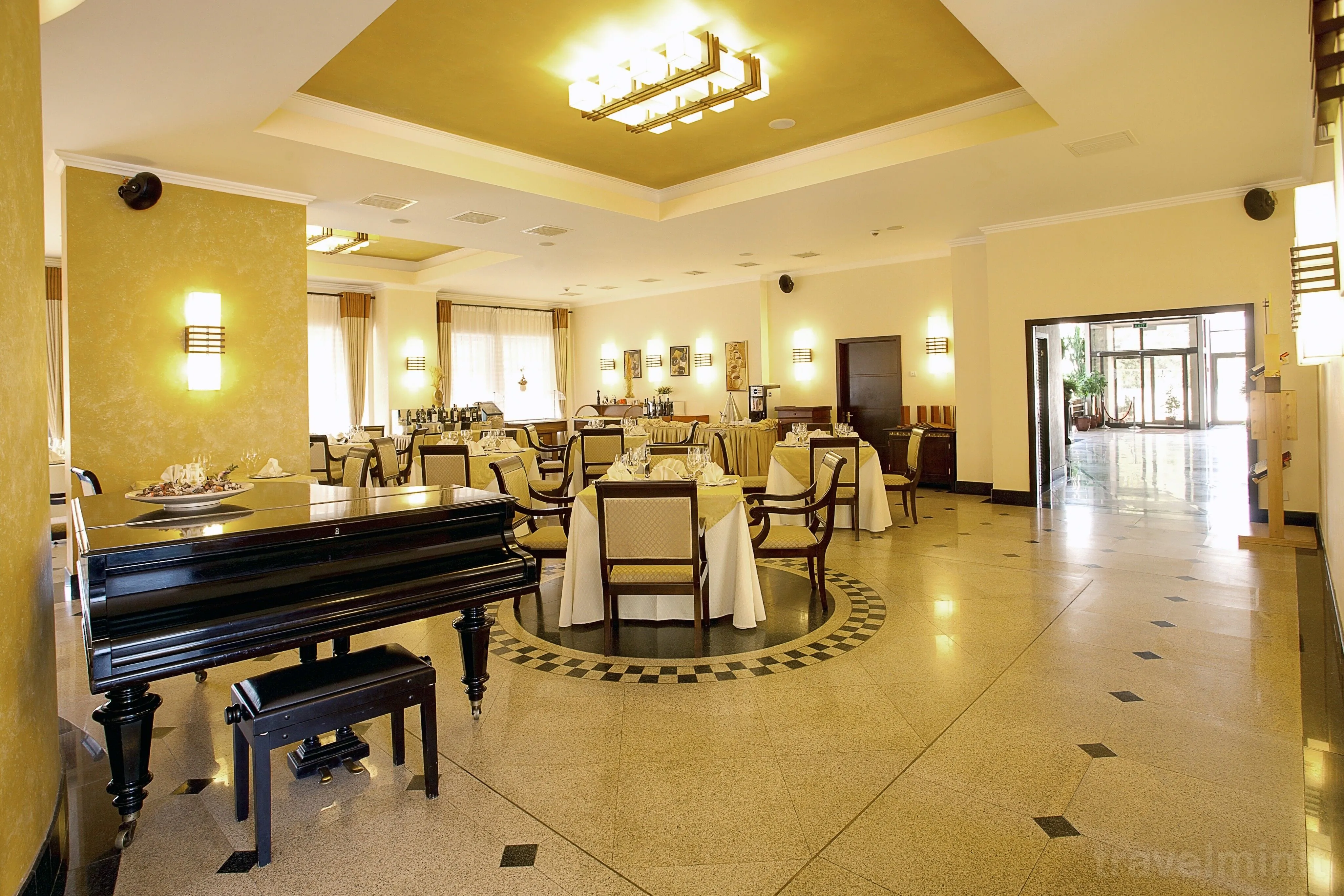 Hotel Tecadra Voluntari – Voluntari, România