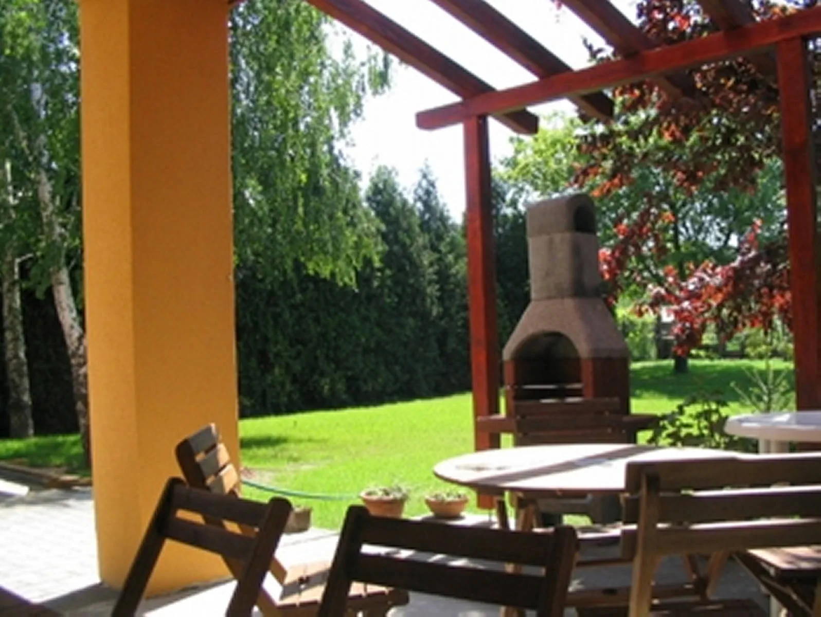 Ilona Apartmanház Komárom – Komárom, Ungaria