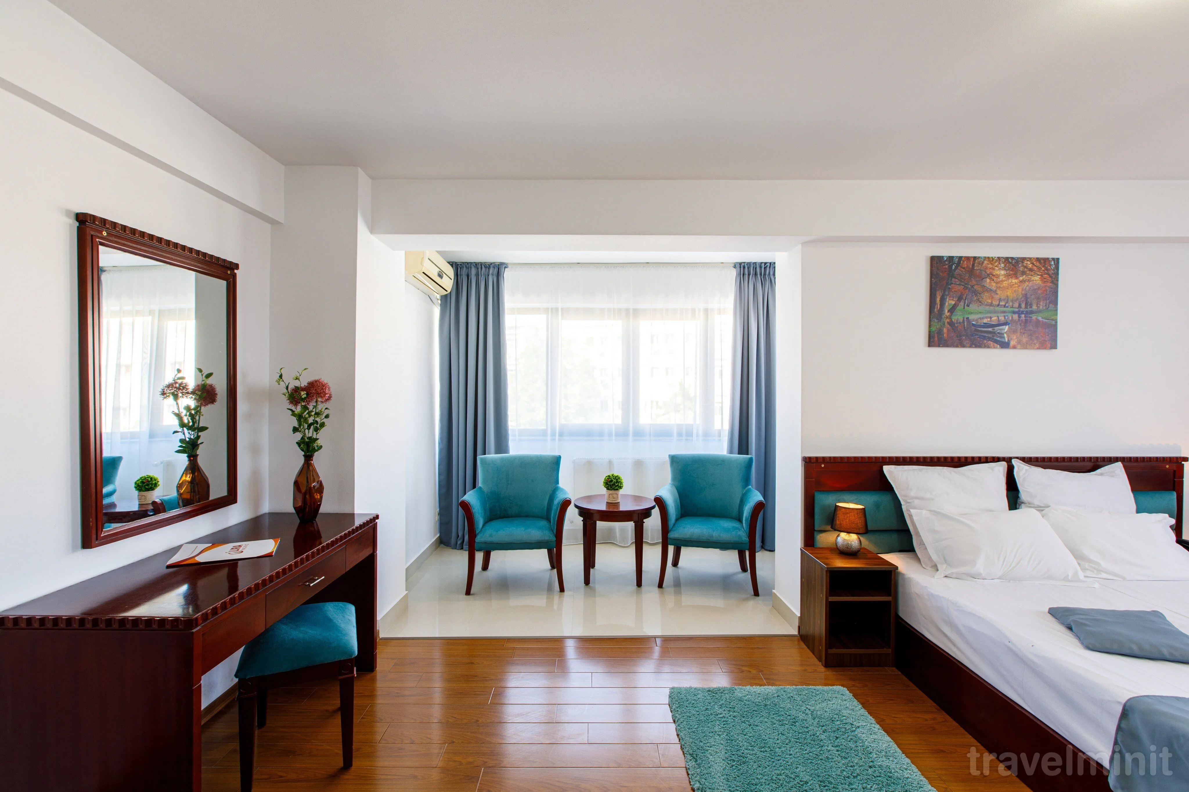 Hotel Lira Pacific Constanța - foto 2
