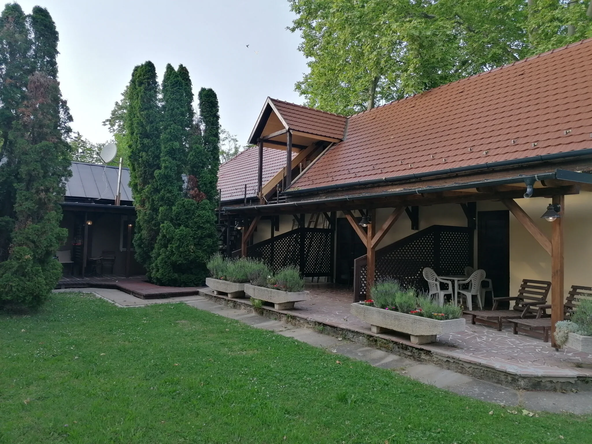Aszfalt Panzió Balatonföldvár - foto 7