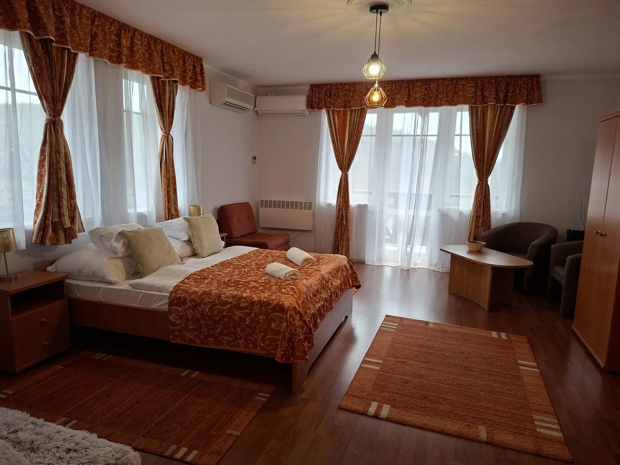 D & A Apartmanház Egerszalók – Egerszalók, Ungaria