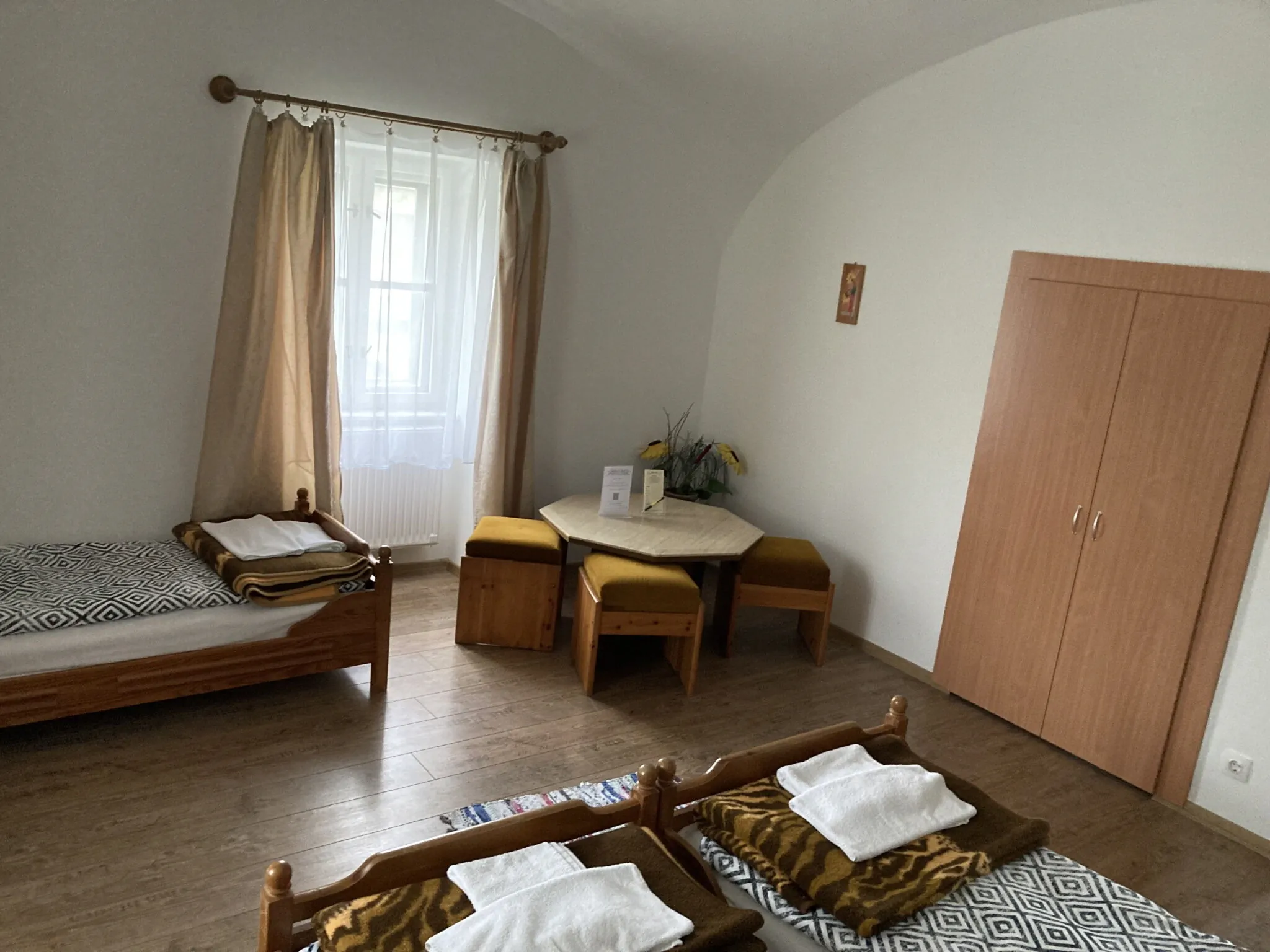 Párizsi Udvar Panzió és Étterem Keszthely – Keszthely, Ungaria