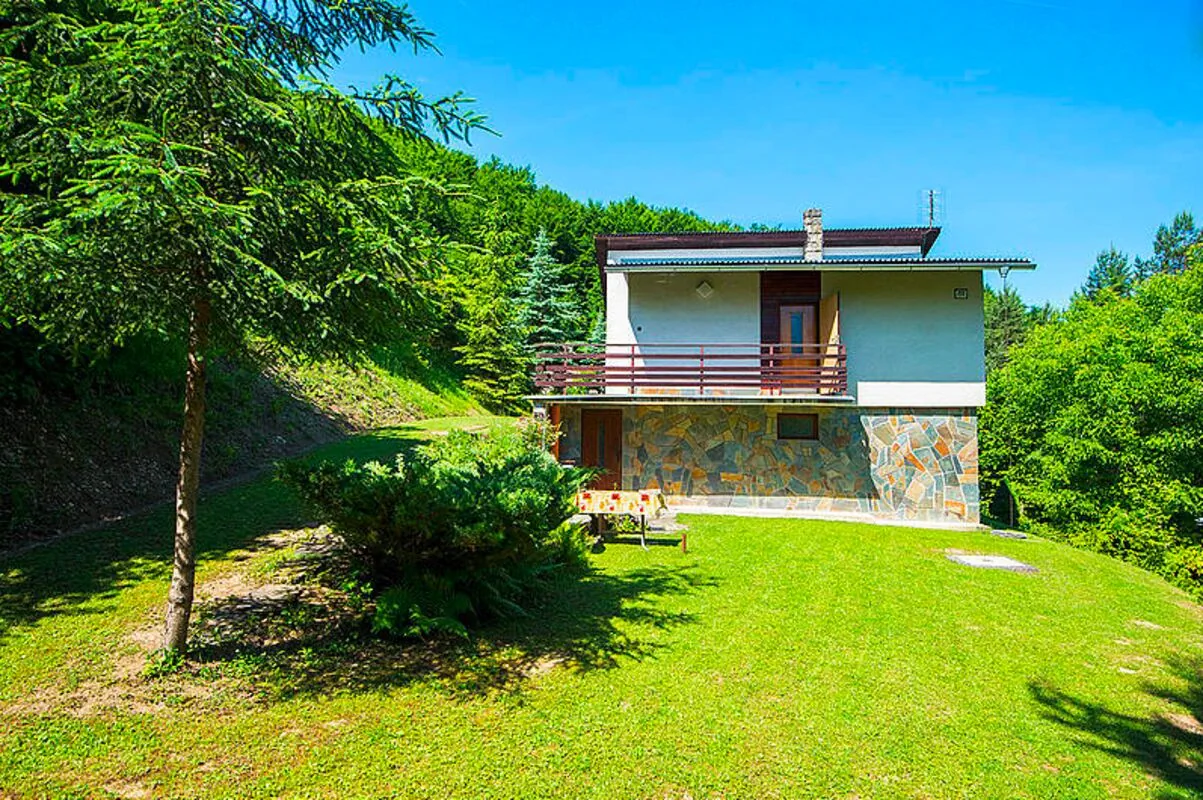 Chata nad priehradou Omšenie – Omšenie, Slovensko