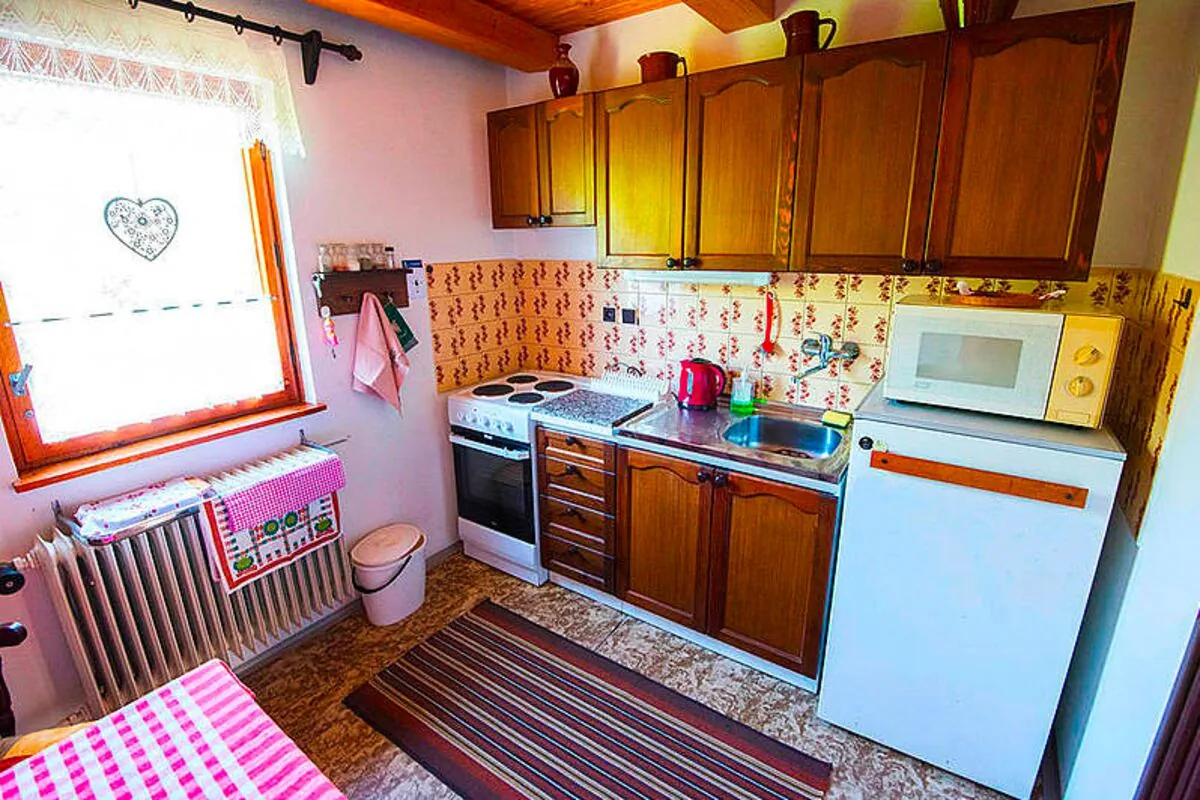 Chata nad priehradou Omšenie – Omšenie, Slovensko