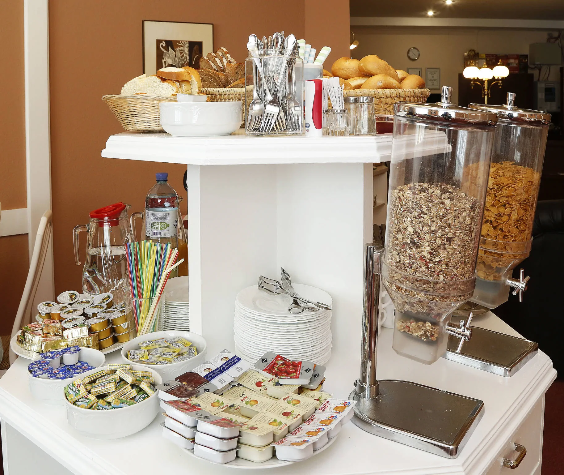 Hotel-Pension Continental Wien – Viena, Austria
