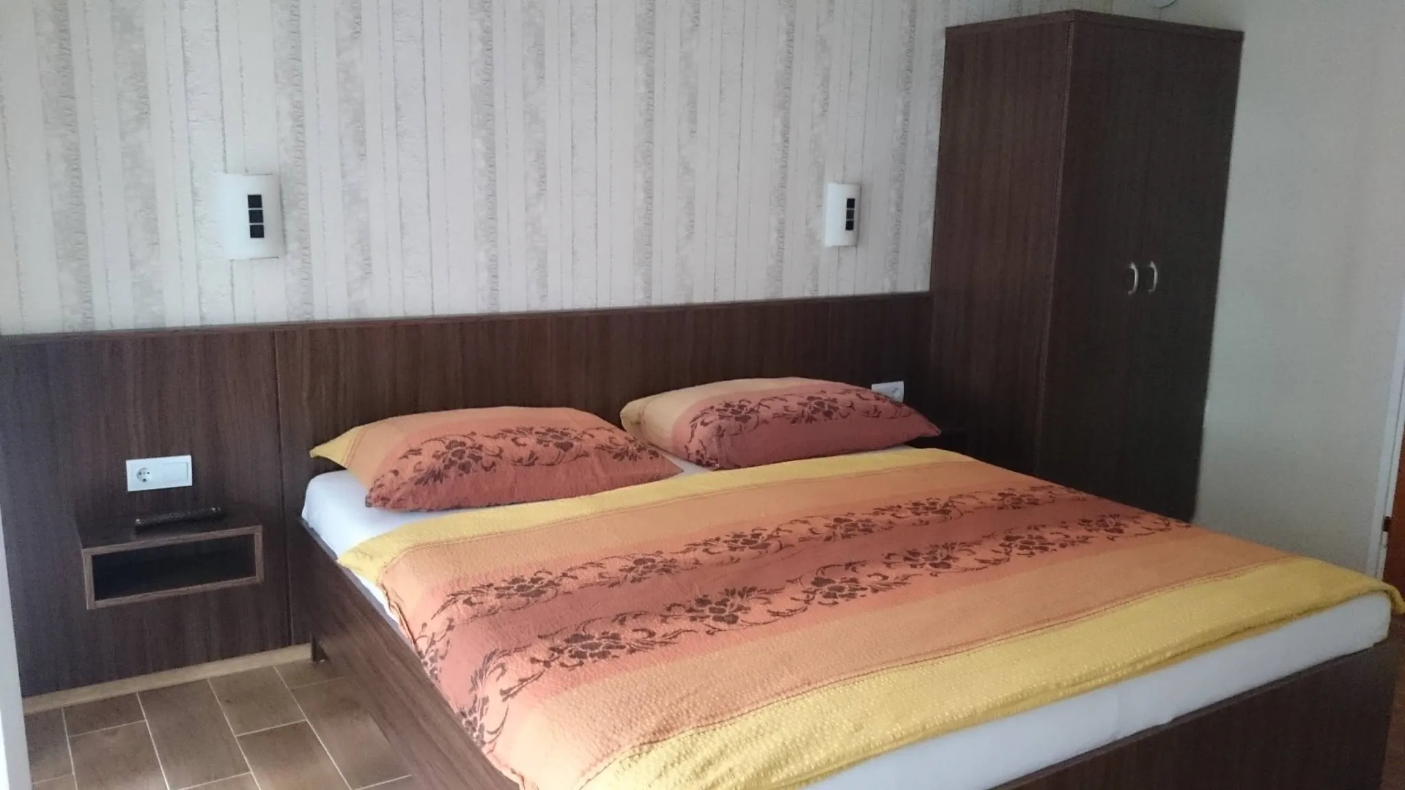 Apartmanház Villa Lakos Siófok – Siófok, Ungaria