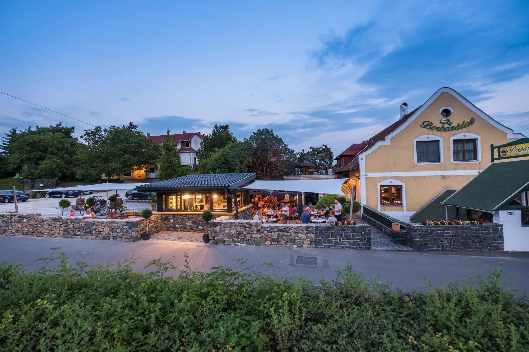 Borbarátok Panzió és Étterem Badacsonytomaj – Badacsonytomaj, Ungaria