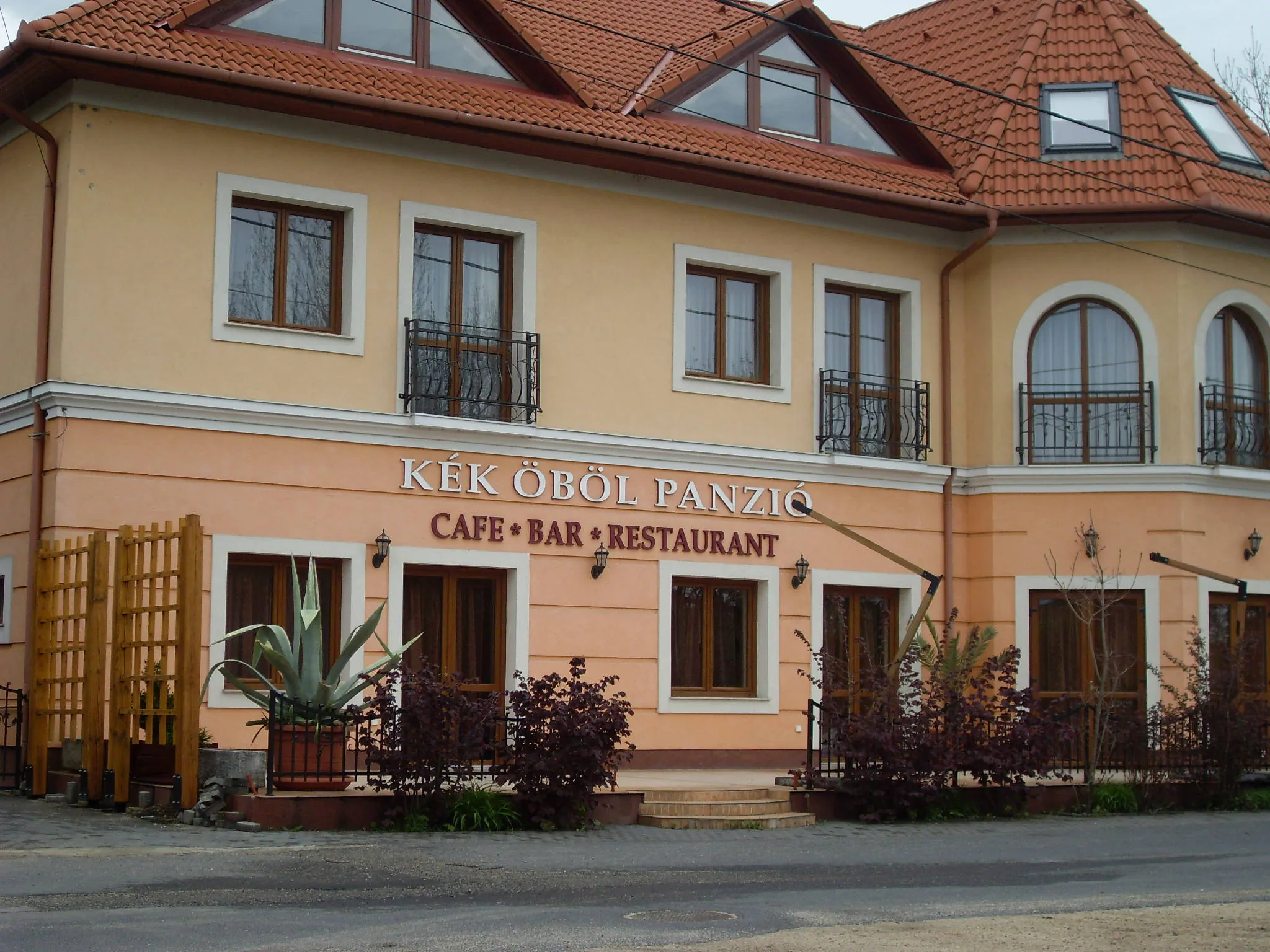 Kék Öböl Panzió Balatonfűzfő – Balatonfűzfő, Ungaria
