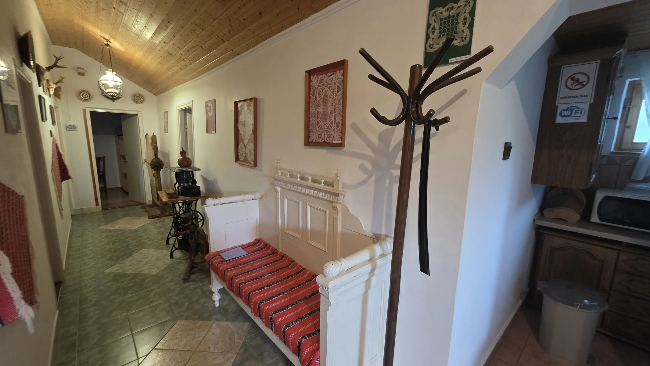 Geszti Vendégház Kunhegyes – Kunhegyes, Ungaria