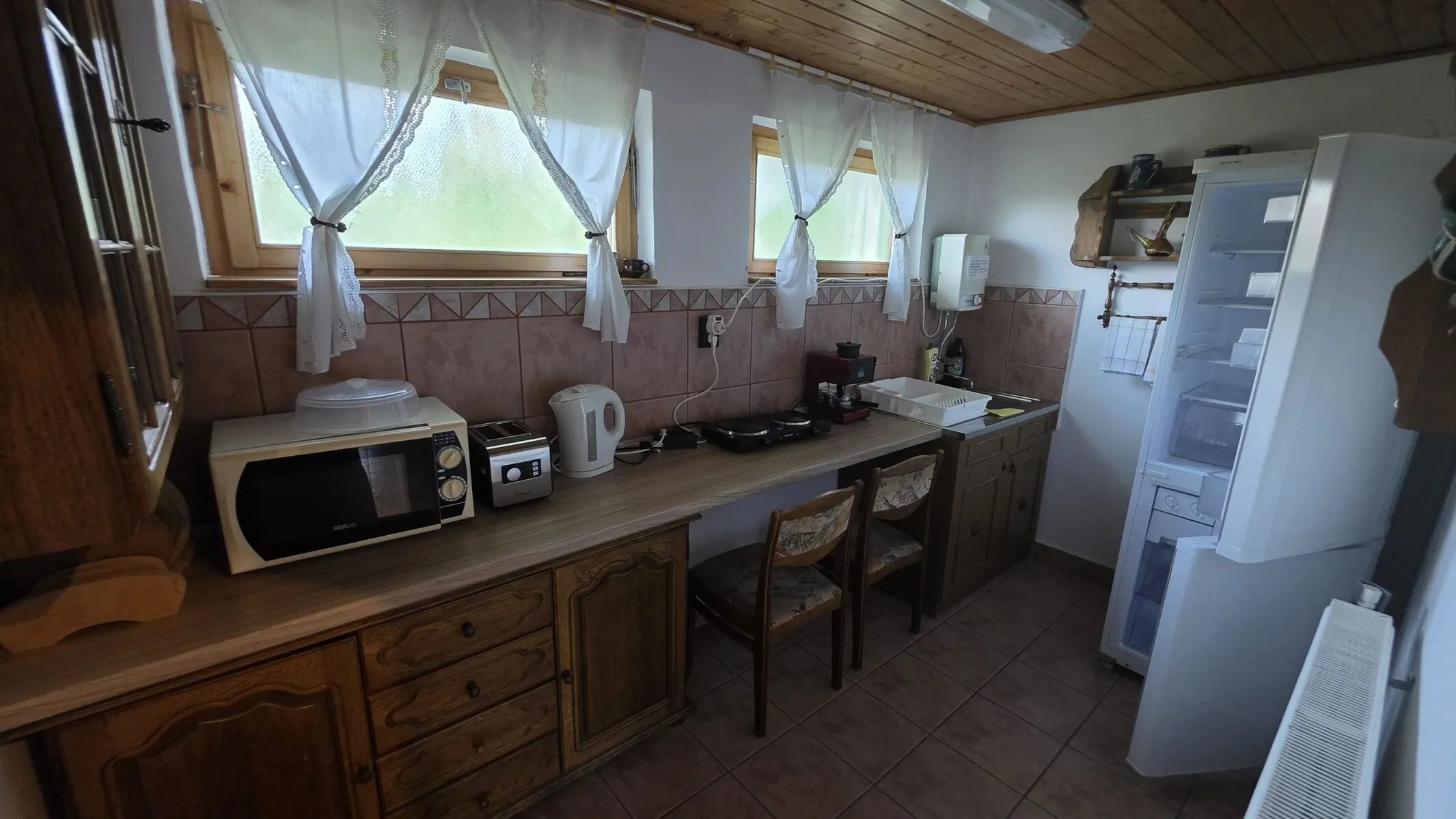 Geszti Vendégház Kunhegyes – Kunhegyes, Ungaria