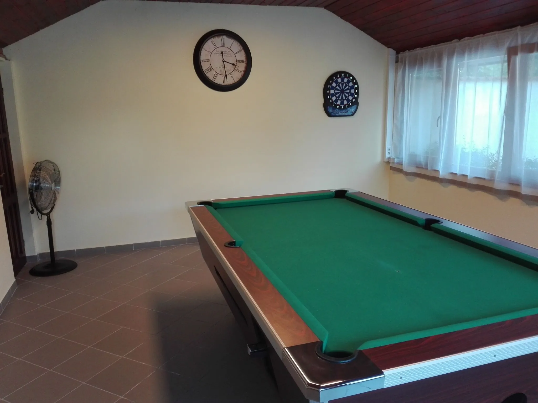 Csipkeház Apartman Cserkeszőlő – Cserkeszőlő, Węgry