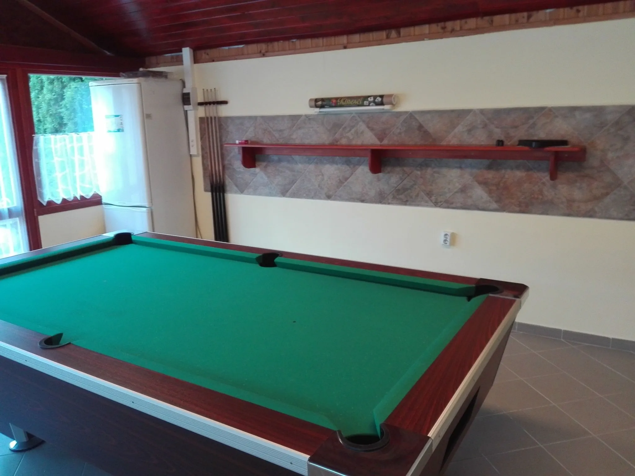Csipkeház Apartman Cserkeszőlő – Cserkeszőlő, Węgry