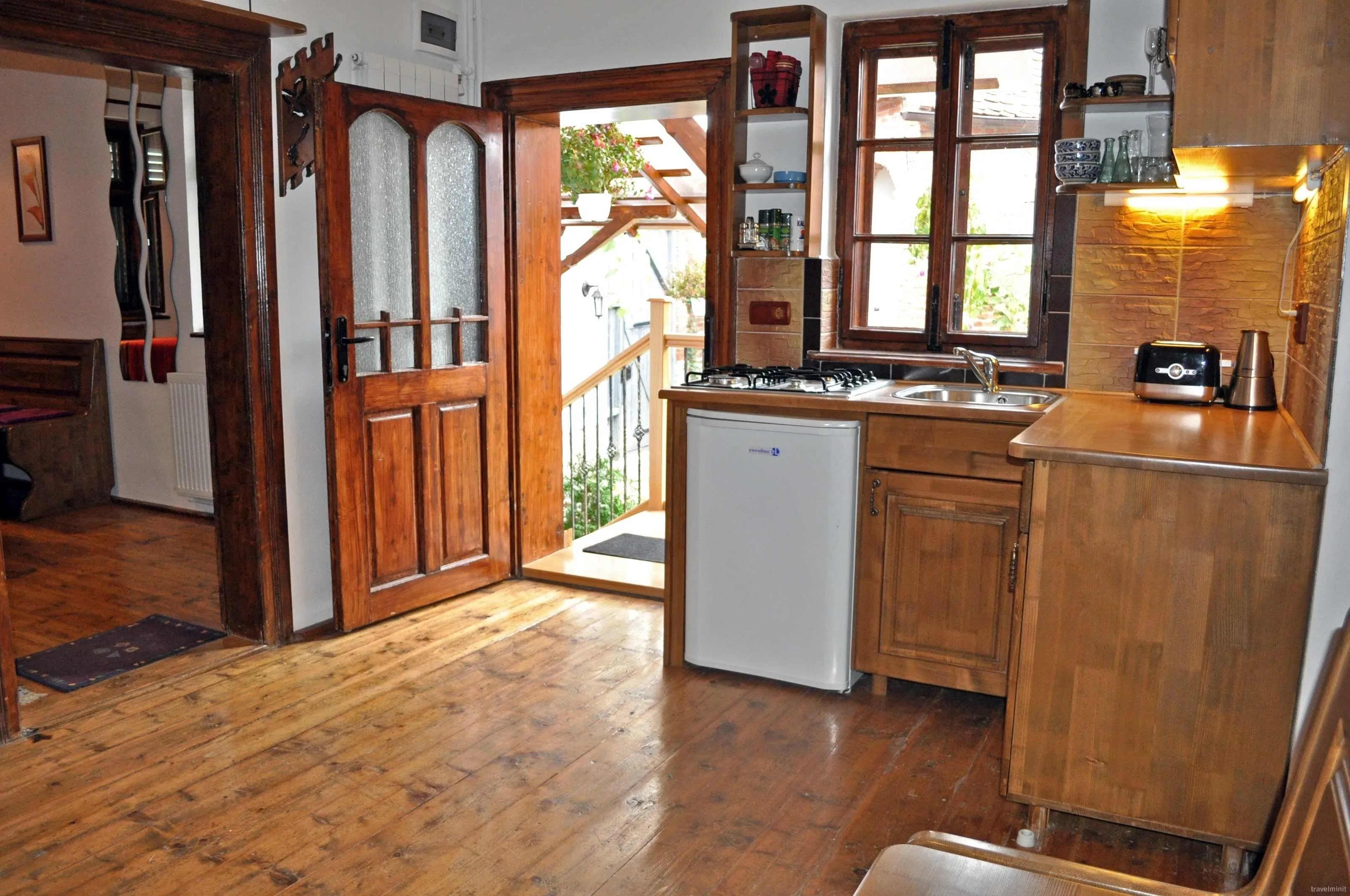 Casa Vale ~ Casa Pelu – Vale, România