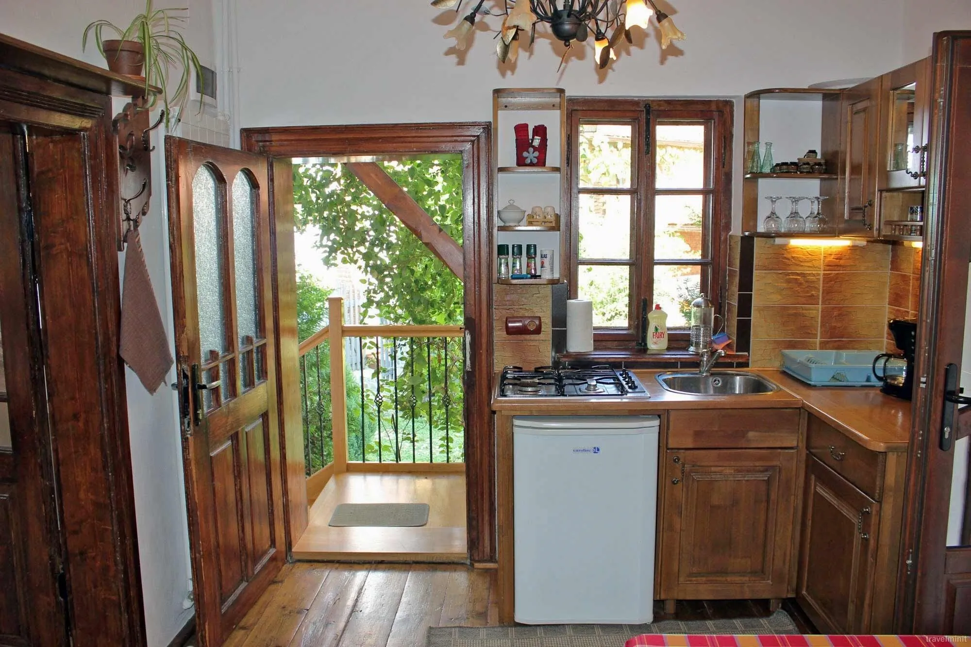 Casa Vale ~ Casa Pelu – Vale, România