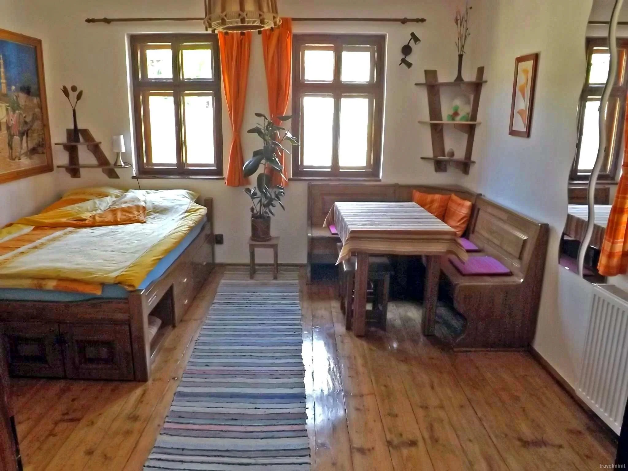 Casa Vale ~ Casa Pelu – Vale, România