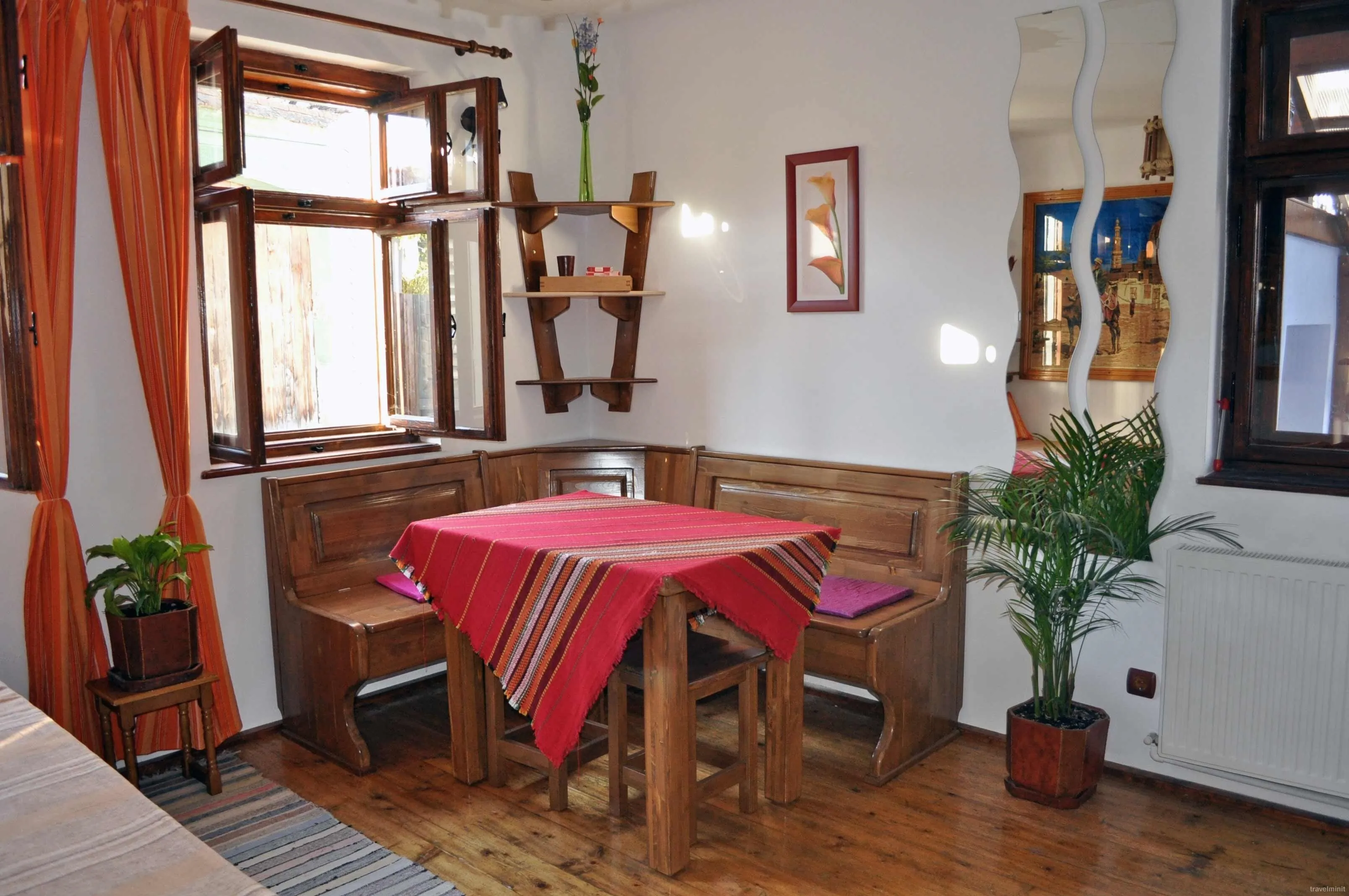 Casa Vale ~ Casa Pelu – Vale, România