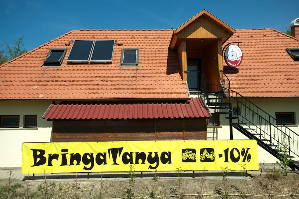 Bringatanya Balatonkenese – Balatonkenese, Ungaria