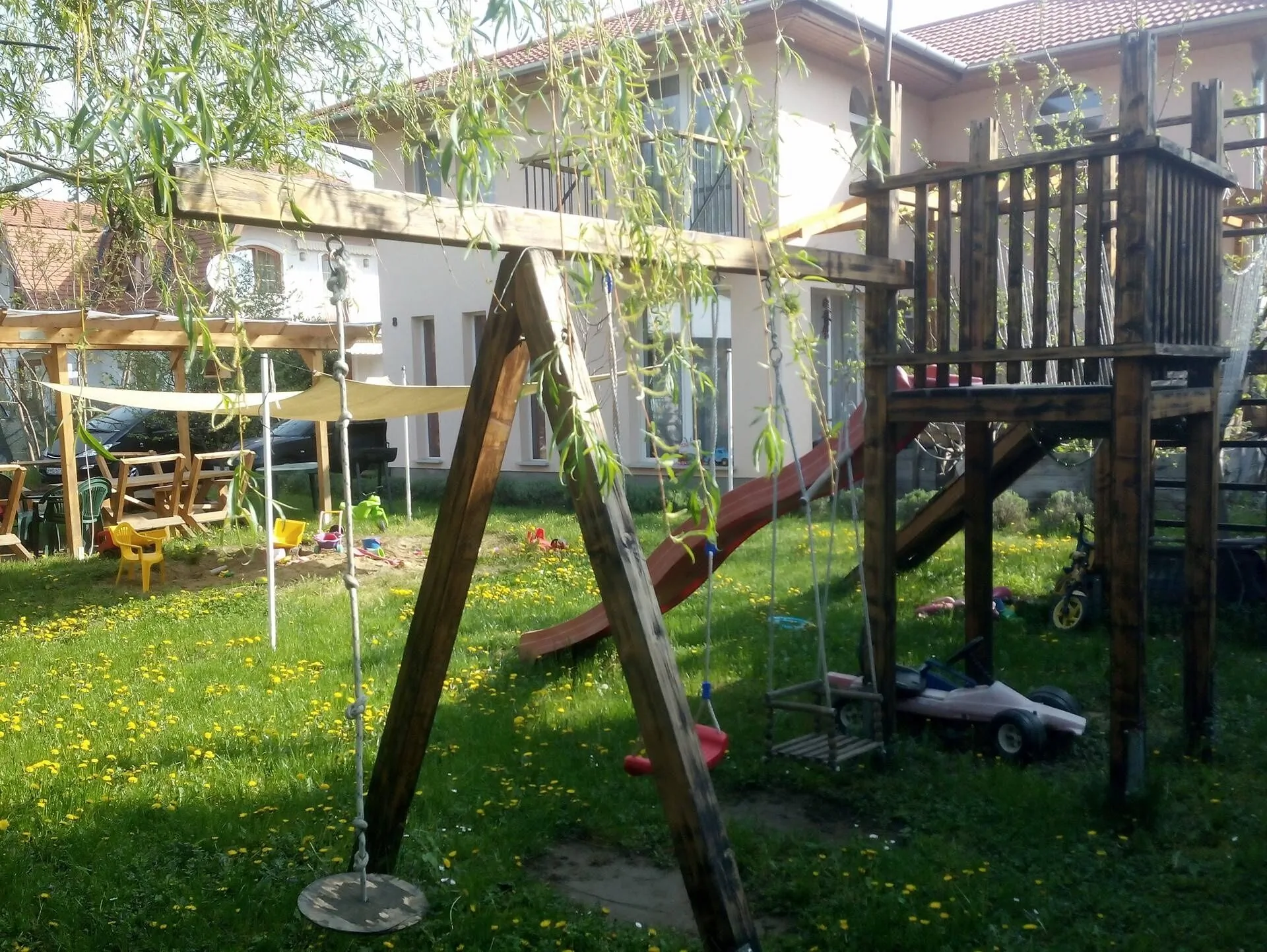 Keresztes Apartmanház Balatonlelle – Balatonlelle, Ungaria