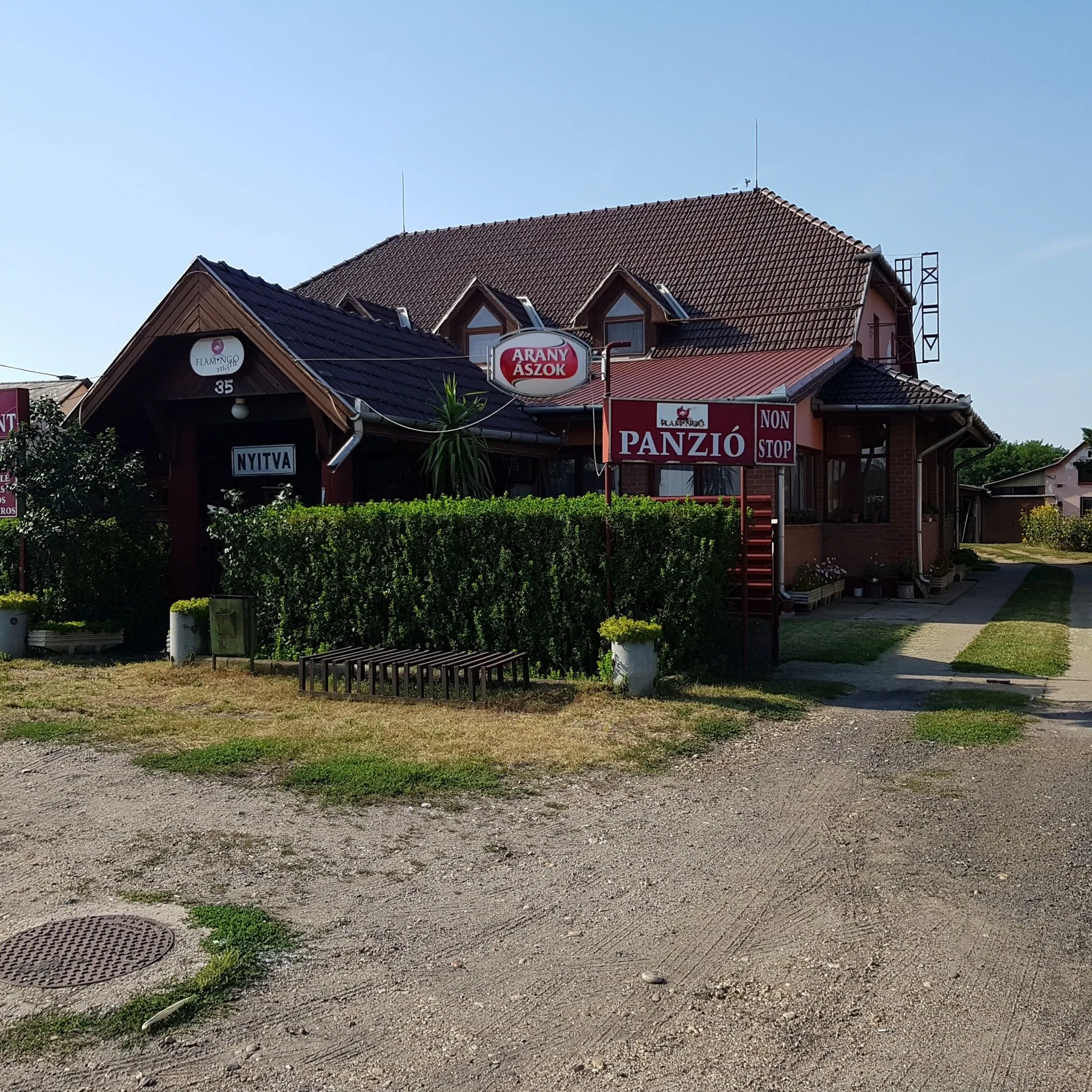 Flamingó Vendéglő és Szállás Téglás – Téglás, Maďarsko