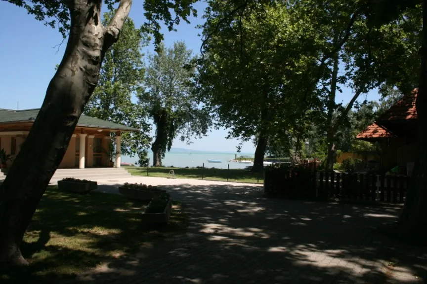 Fehérló Apartman Balatonboglár – Balatonboglár, Węgry