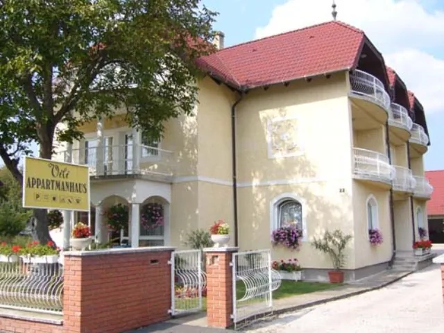 Vili Apartmanház Keszthely – Keszthely, Maďarsko