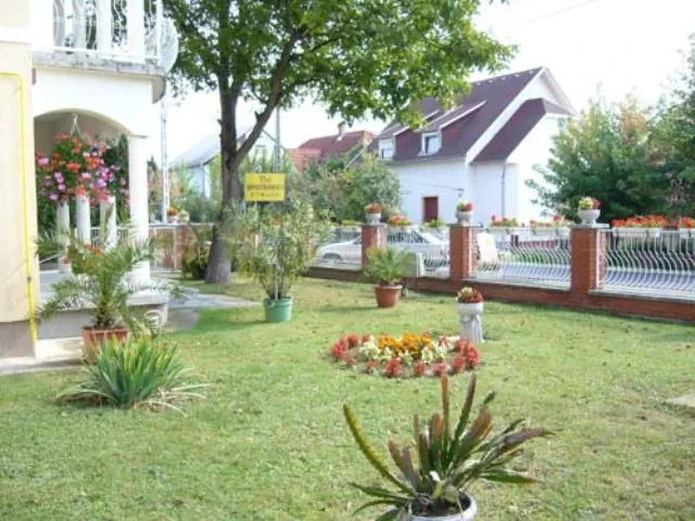 Vili Apartmanház Keszthely – Keszthely, Maďarsko