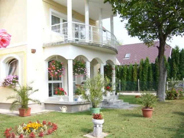 Vili Apartmanház Keszthely – Keszthely, Maďarsko
