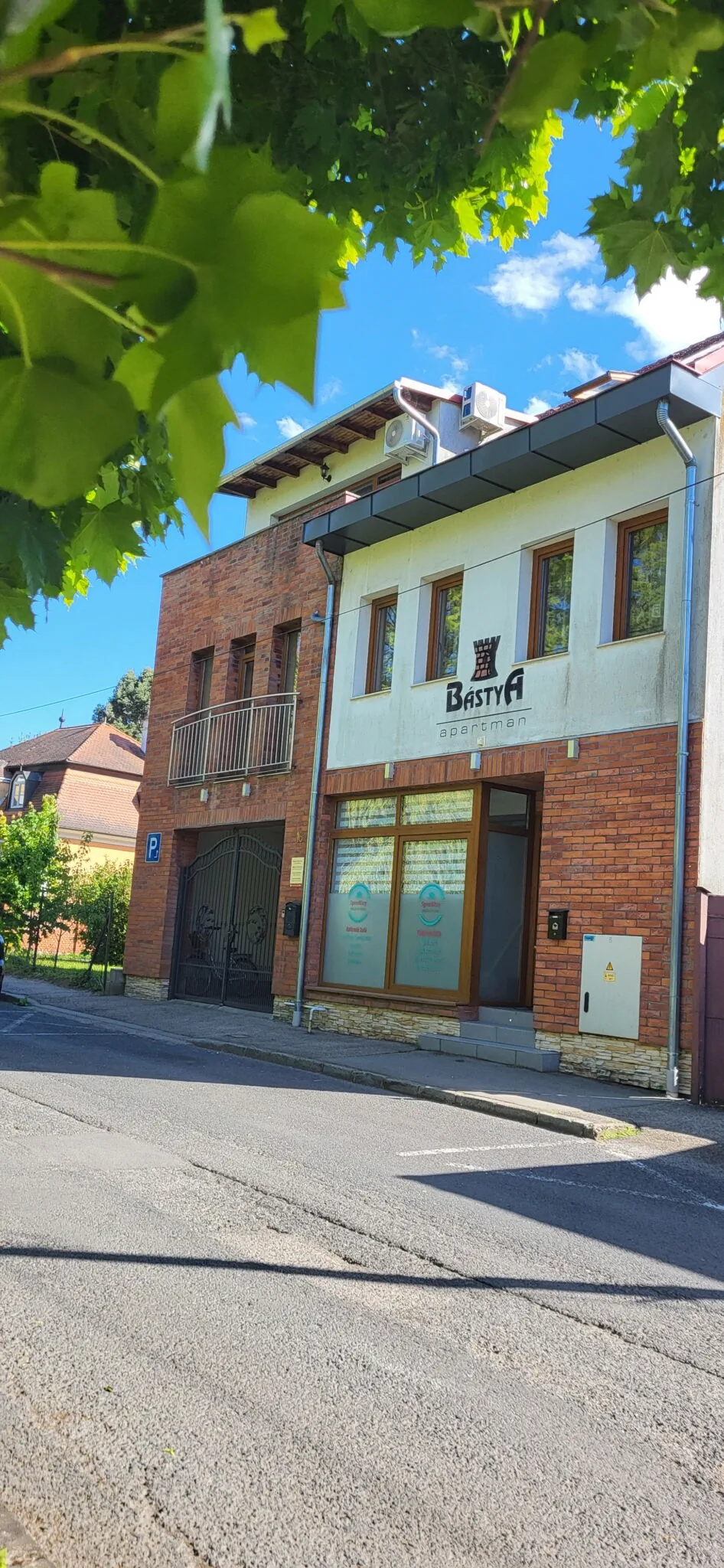 Bástya Apartman Sárvár – Sárvár, Ungaria