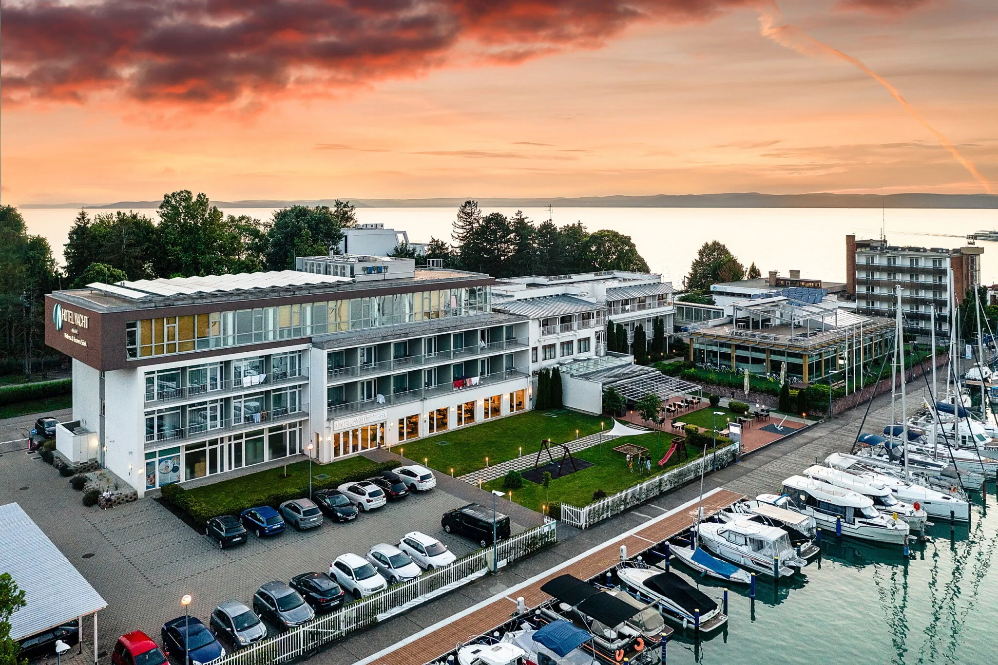 Hotel Yacht Wellness & Business Siófok – Siófok, Maďarsko