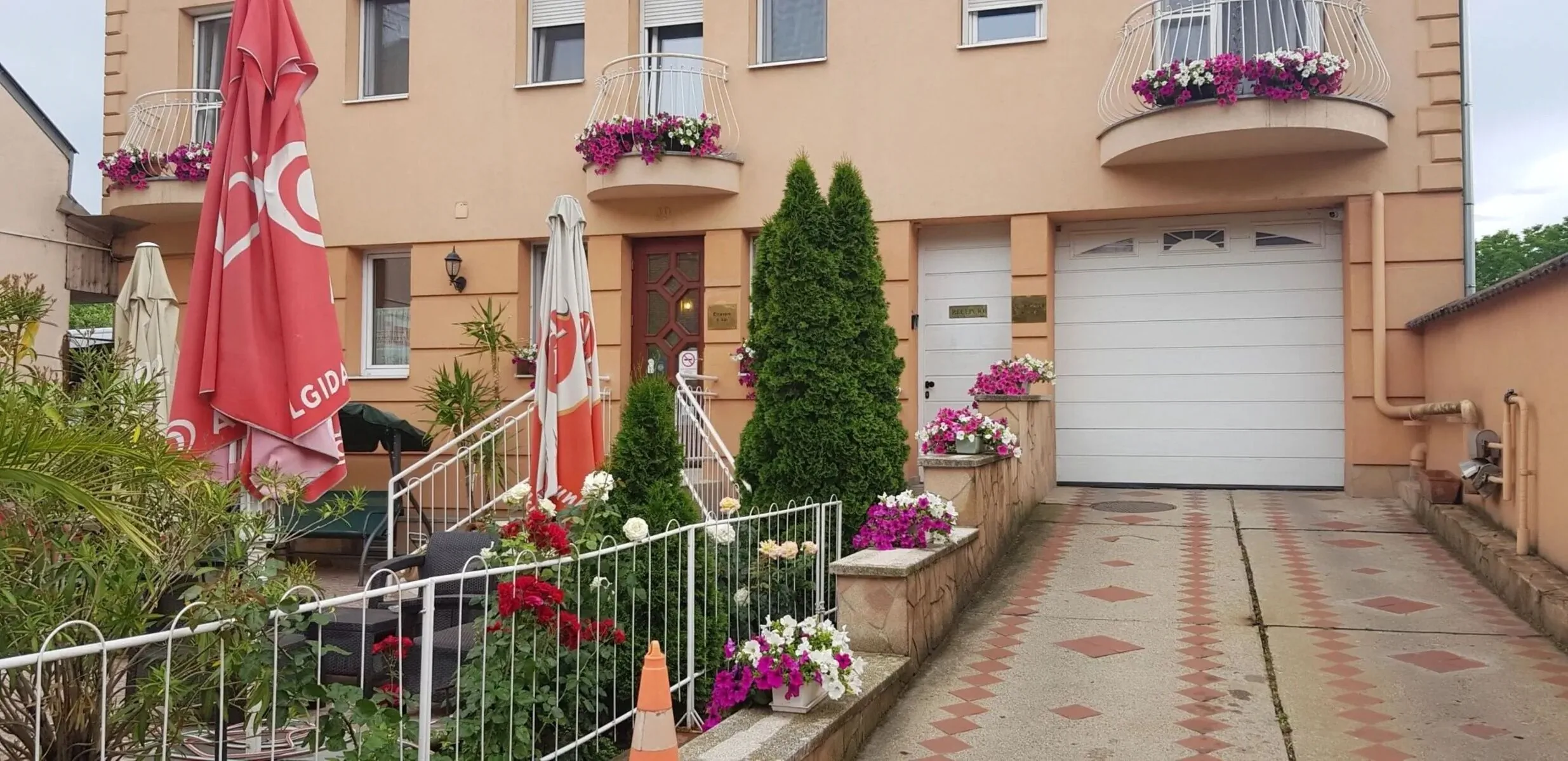 Kálmán Panzió Szeged – Szeghed, Ungaria
