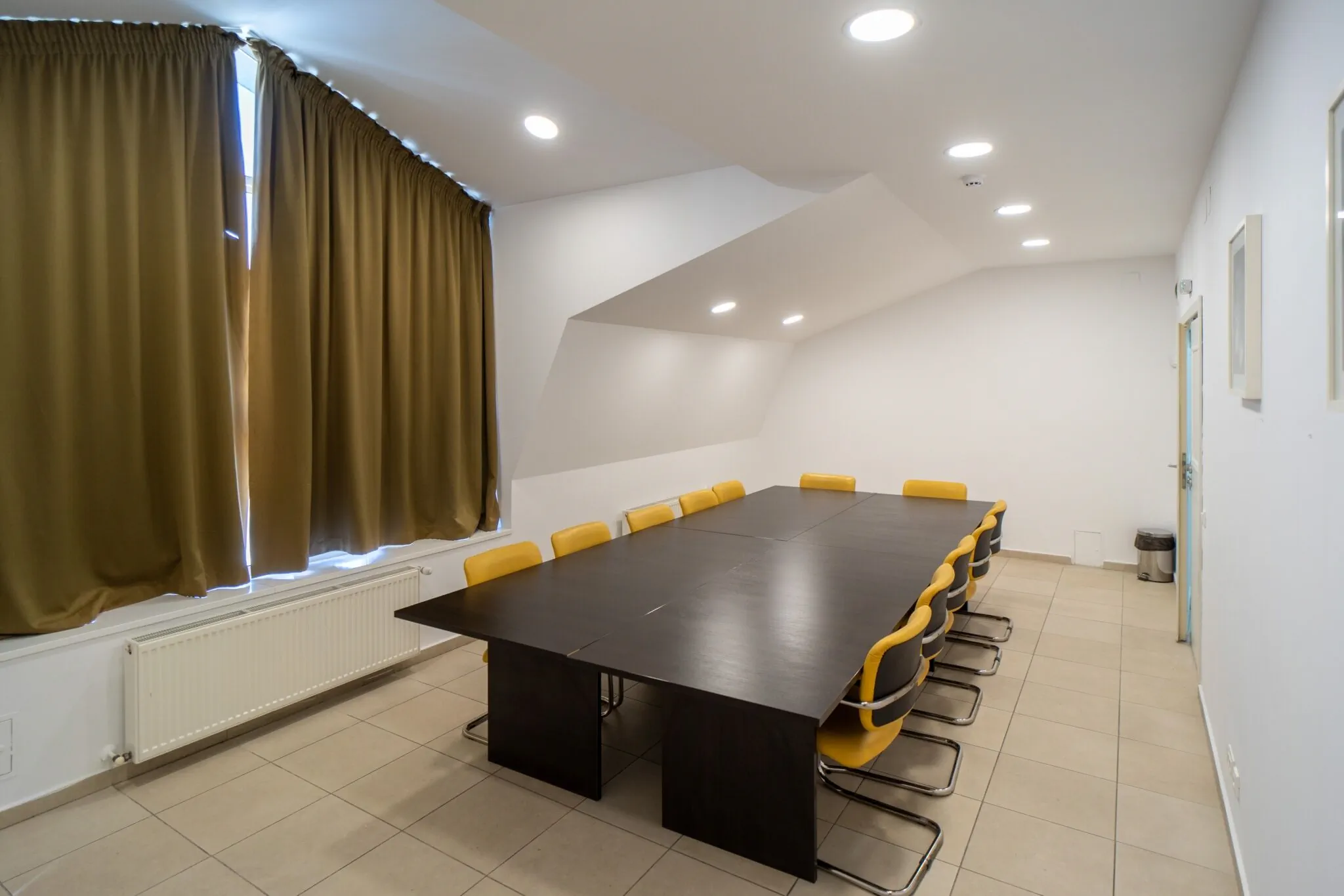 City Hotel București - foto 7