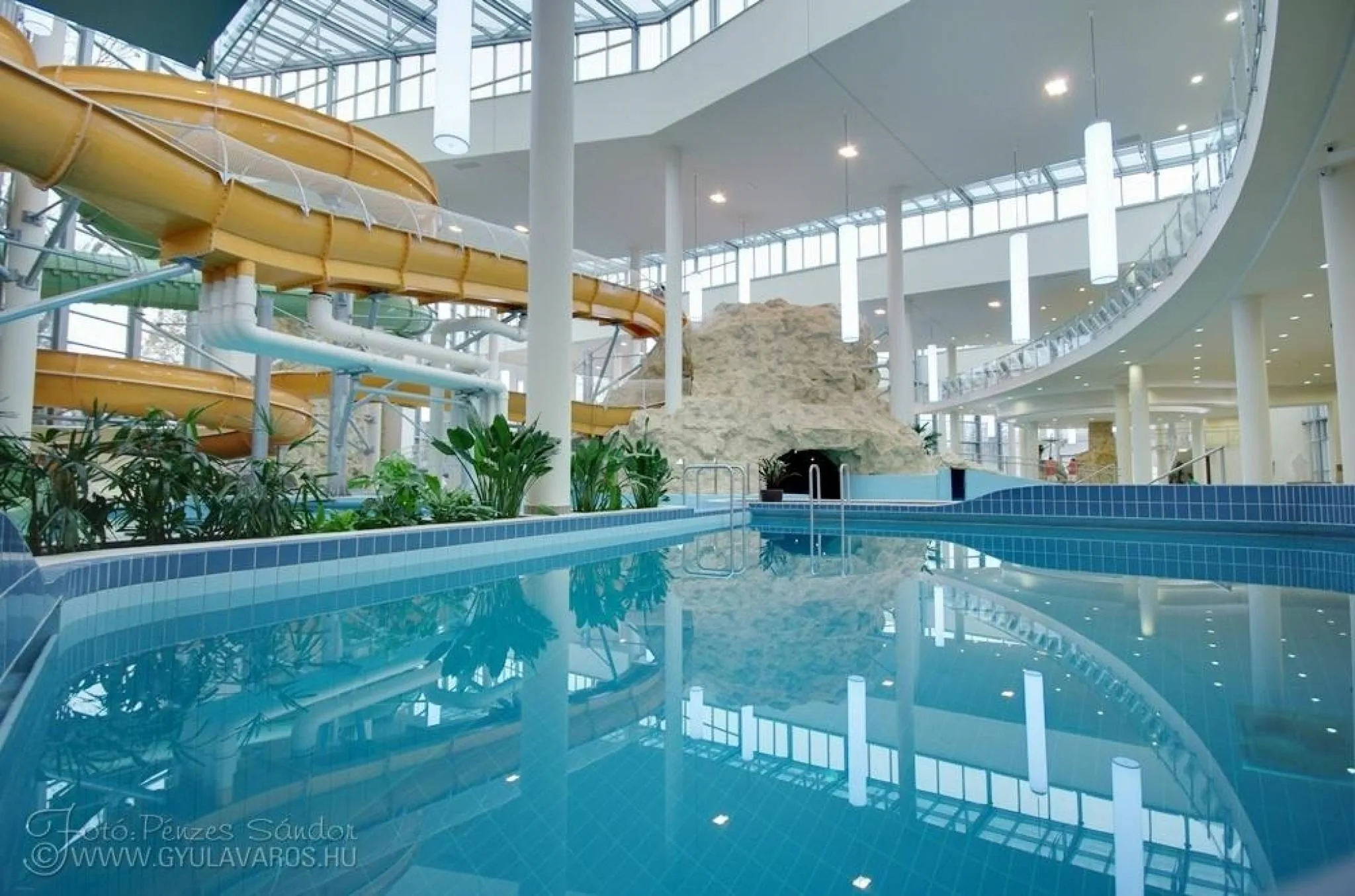 Kastélykert Apartman Gyula – Giula, Ungaria