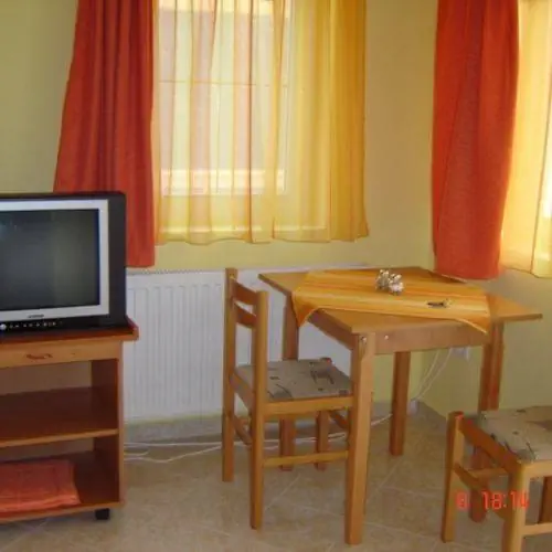 Mihályi Apartmanház Zalakaros - foto 8