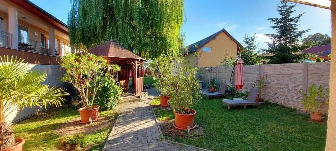 Penzion Korzo Štúrovo – Štúrovo, Slovensko