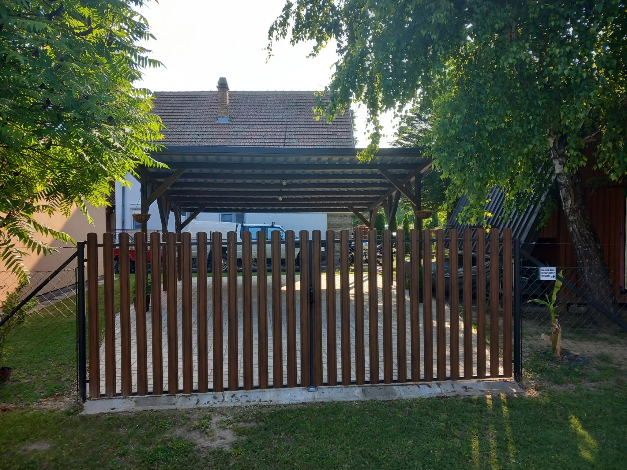 Tibor Vendégház Balatonfenyves – Balatonfenyves, Ungaria