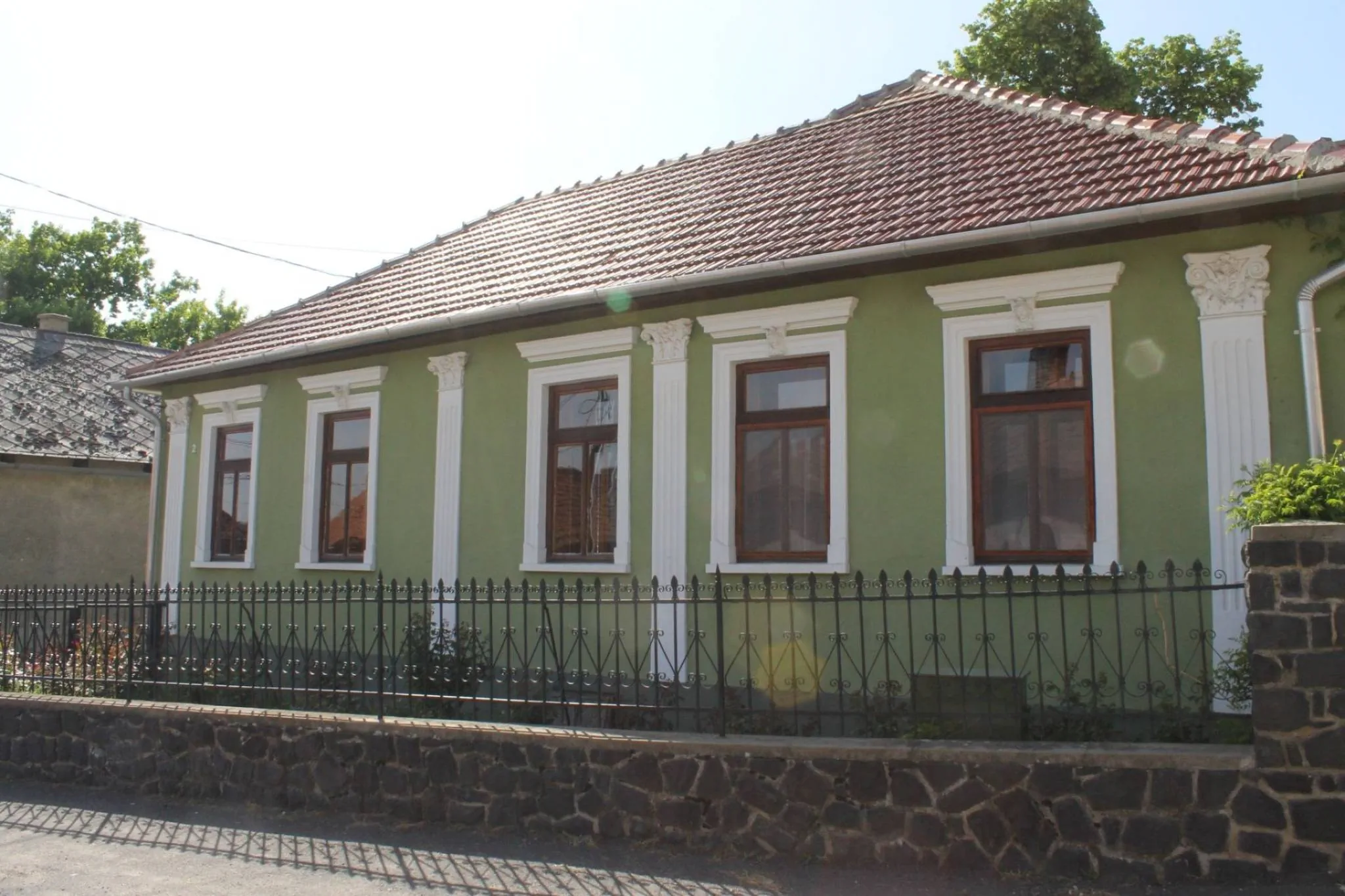 Homoky Család Pincészete és Vendégháza Tállya - foto 3