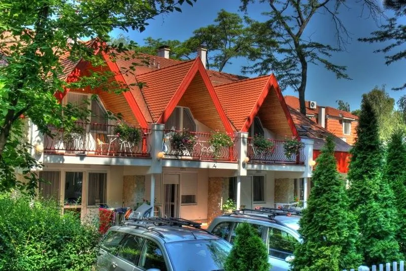 Szatmár Apartmanház Balatonvilágos - foto 1