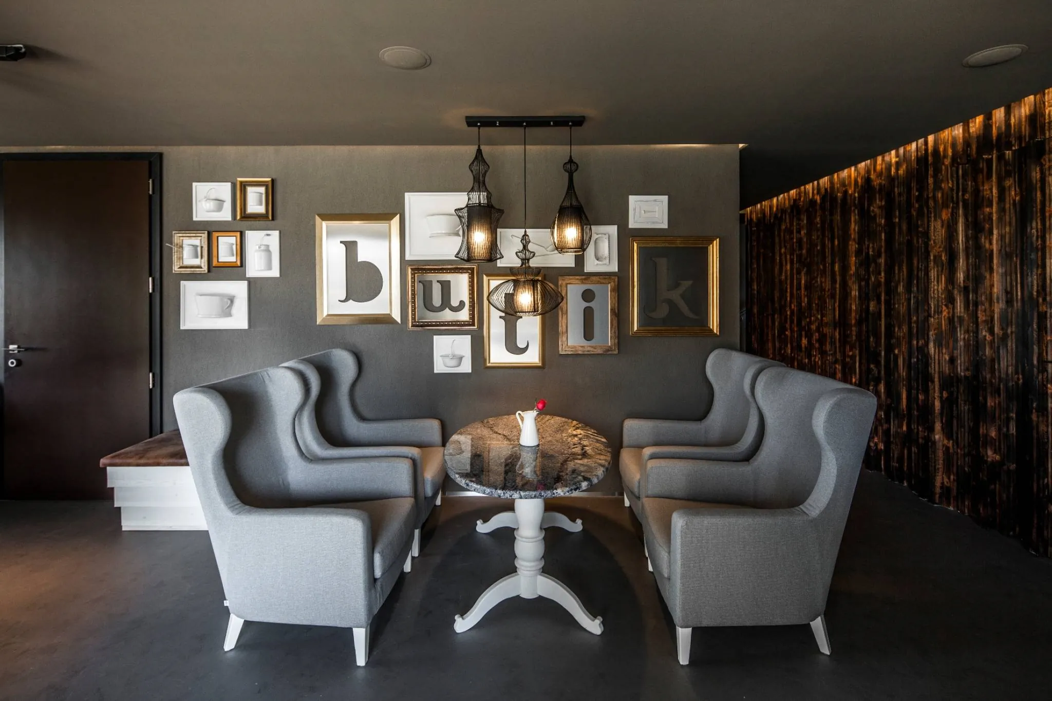 Butik Design Rooms Abádszalók – Abádszalók, Maďarsko