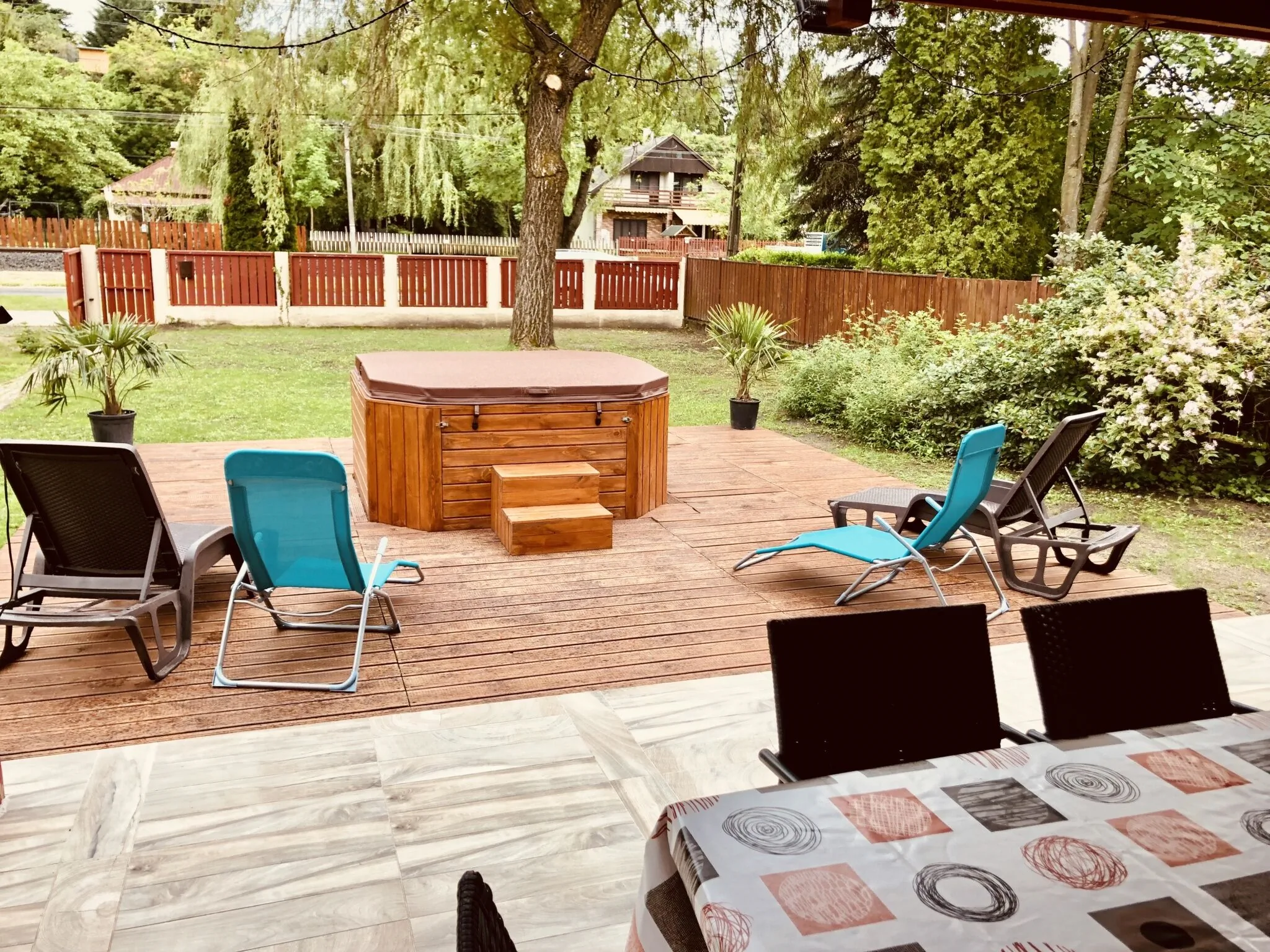 Tieff Apartmanház Balatonszárszó – Balatonszárszó, Ungaria